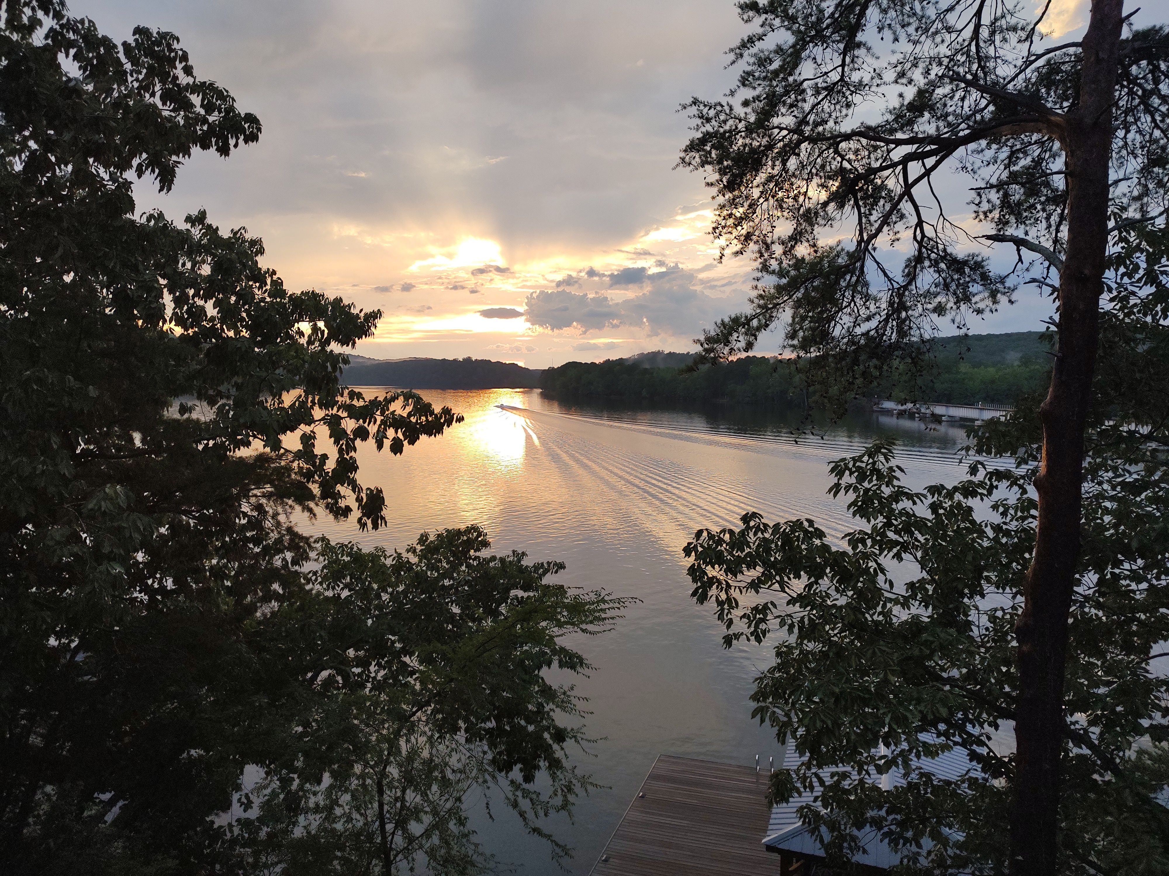 Sunset Cottage on Badin Lake, NC! Sandhills Vacation Rentals
