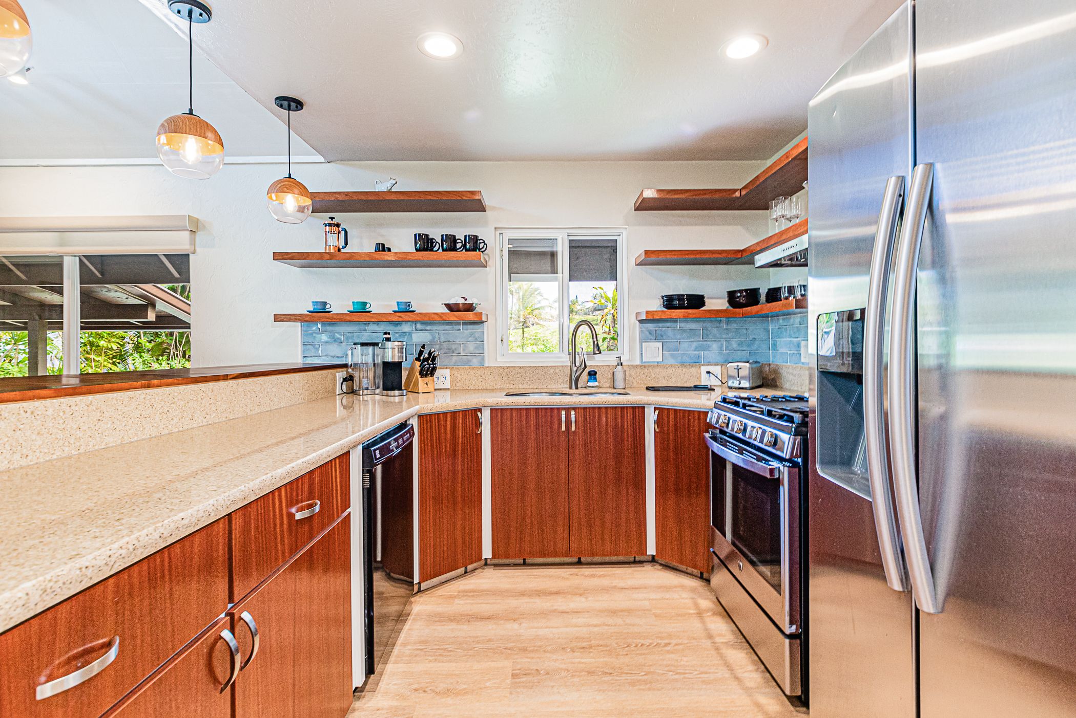 Zuki House Salt Water Real Estate