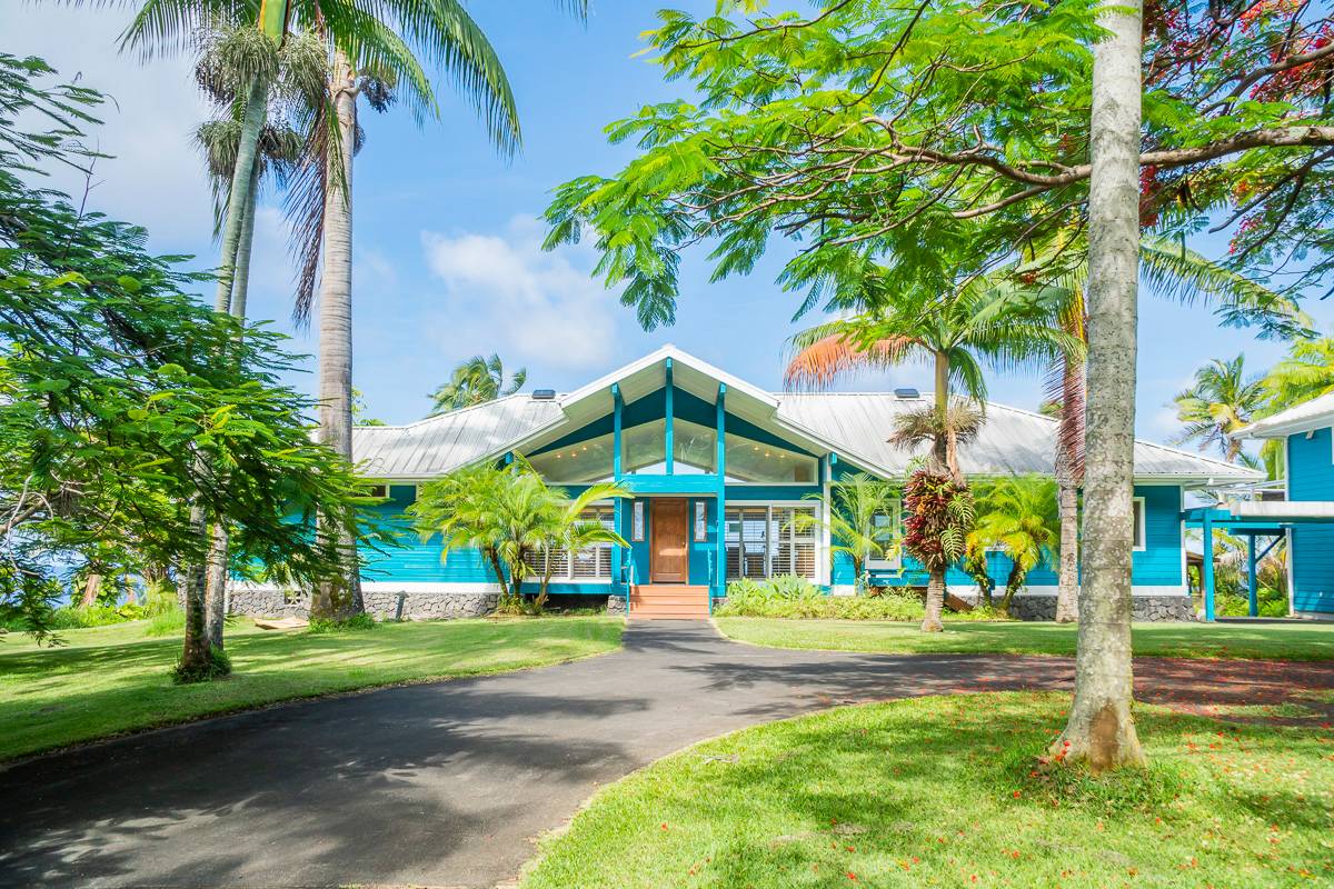 The Cliffs at Hakalau Salt Water Real Estate