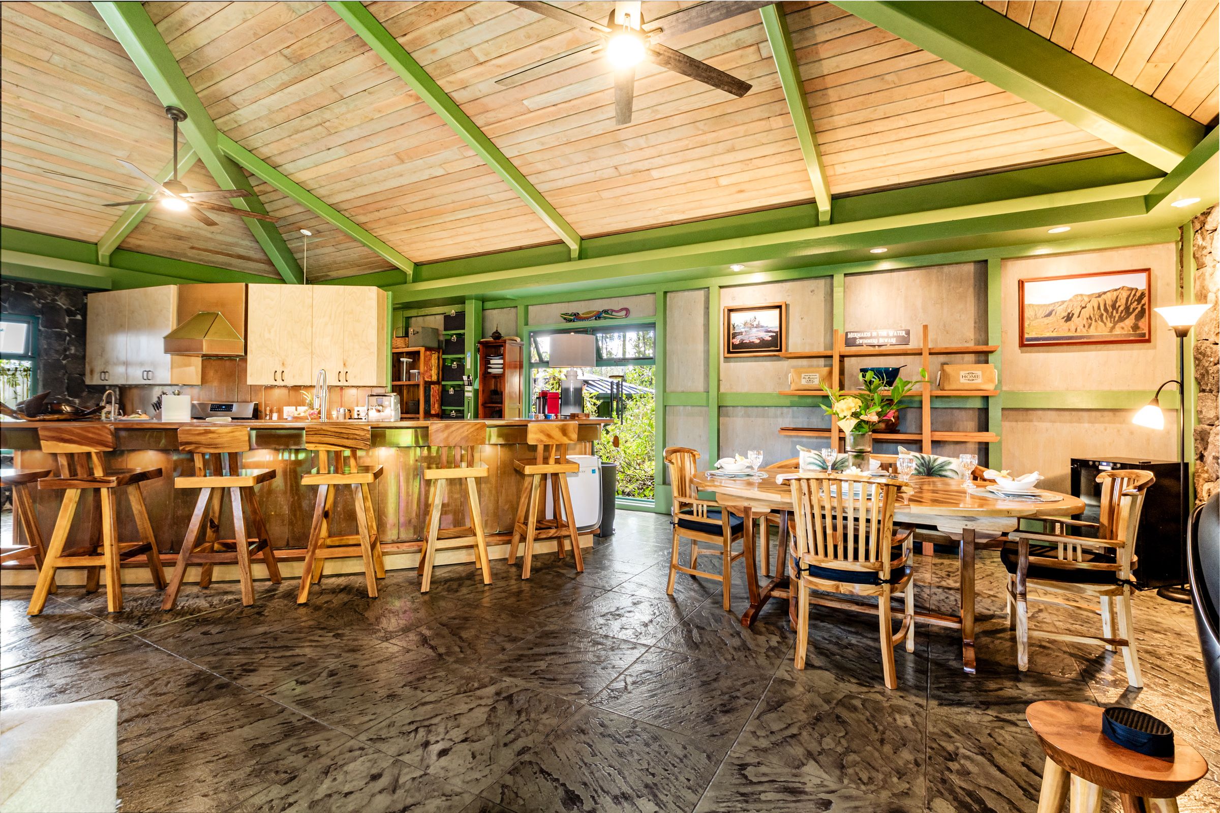 Lava Rock Retreat Salt Water Real Estate