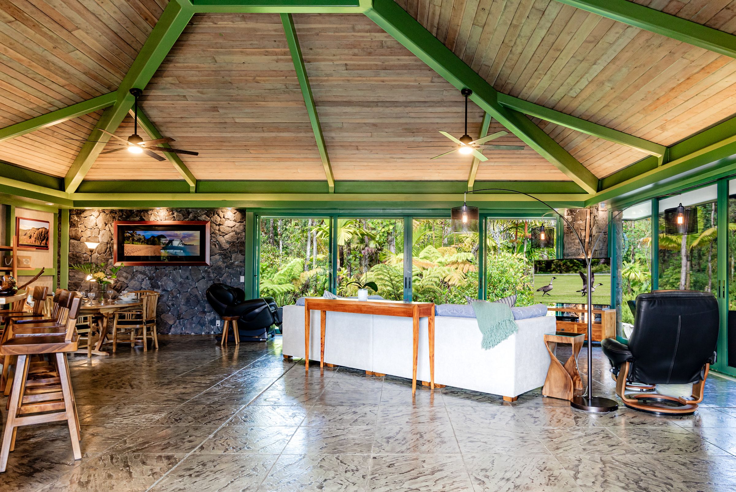 Lava Rock Retreat Salt Water Real Estate
