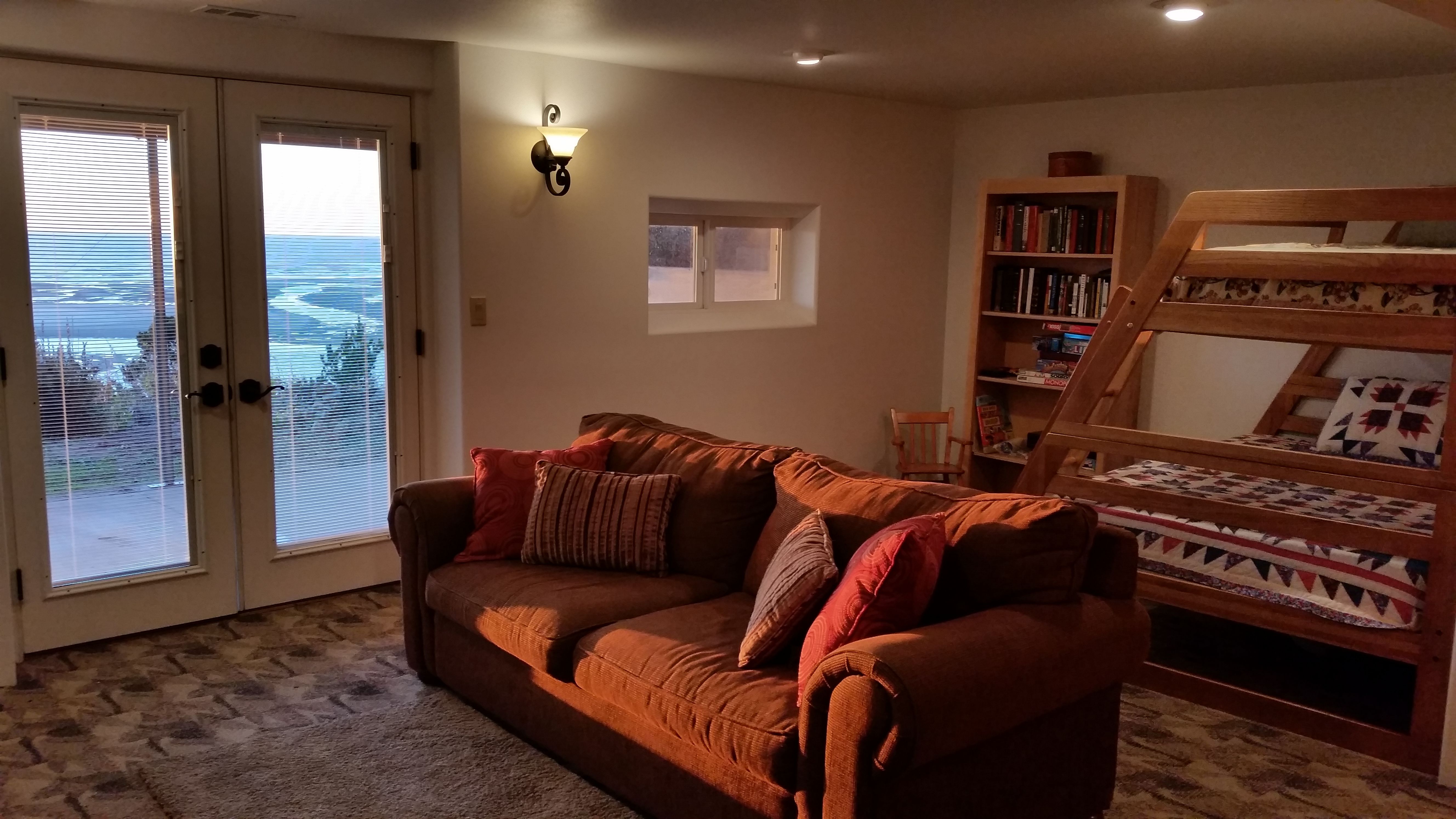 Vista View Retreat on Netarts Bay Shore Thing Vacation Rentals