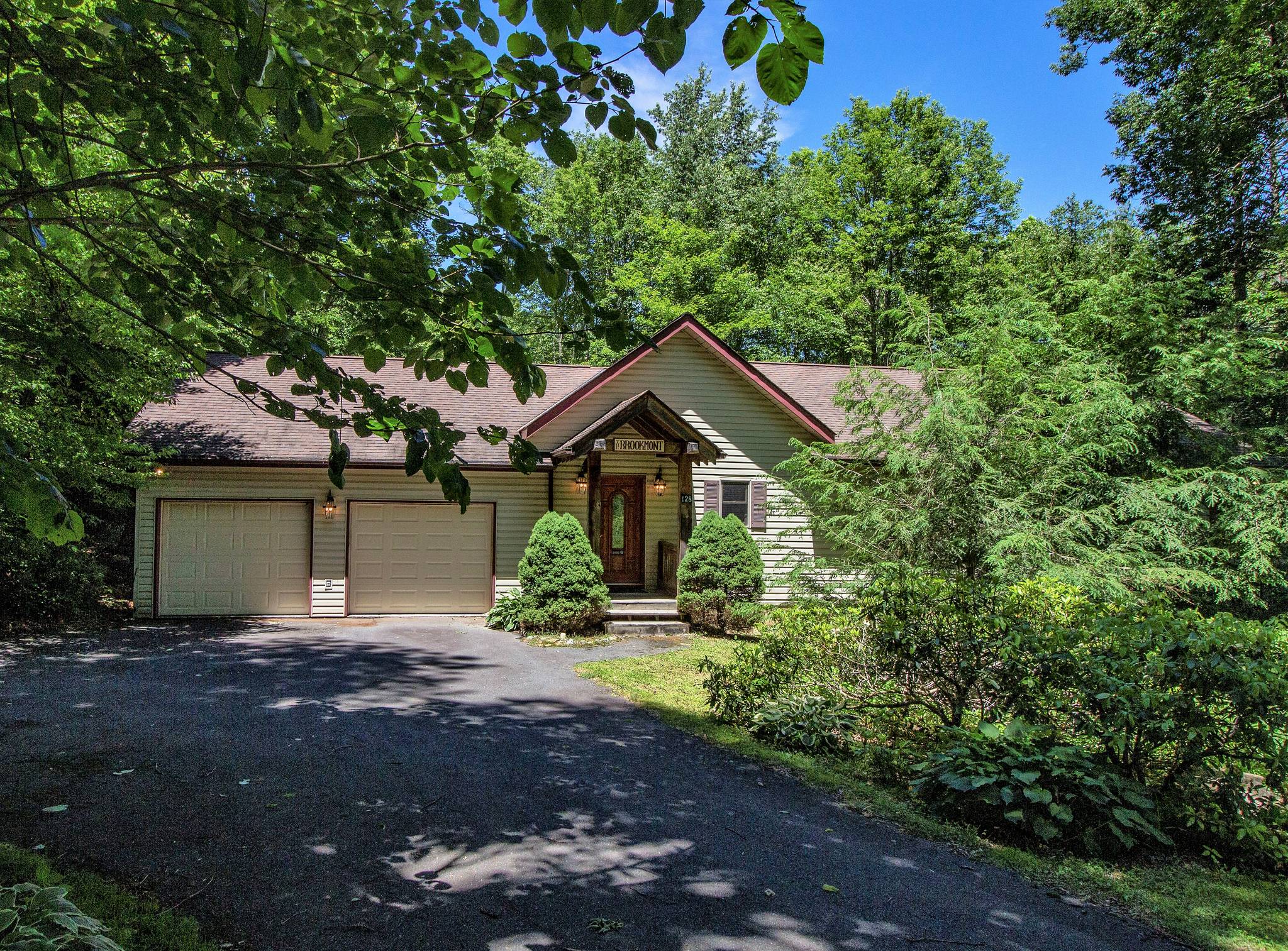 Brookmont Resort Real Estate Rentals At Sugar Mountain