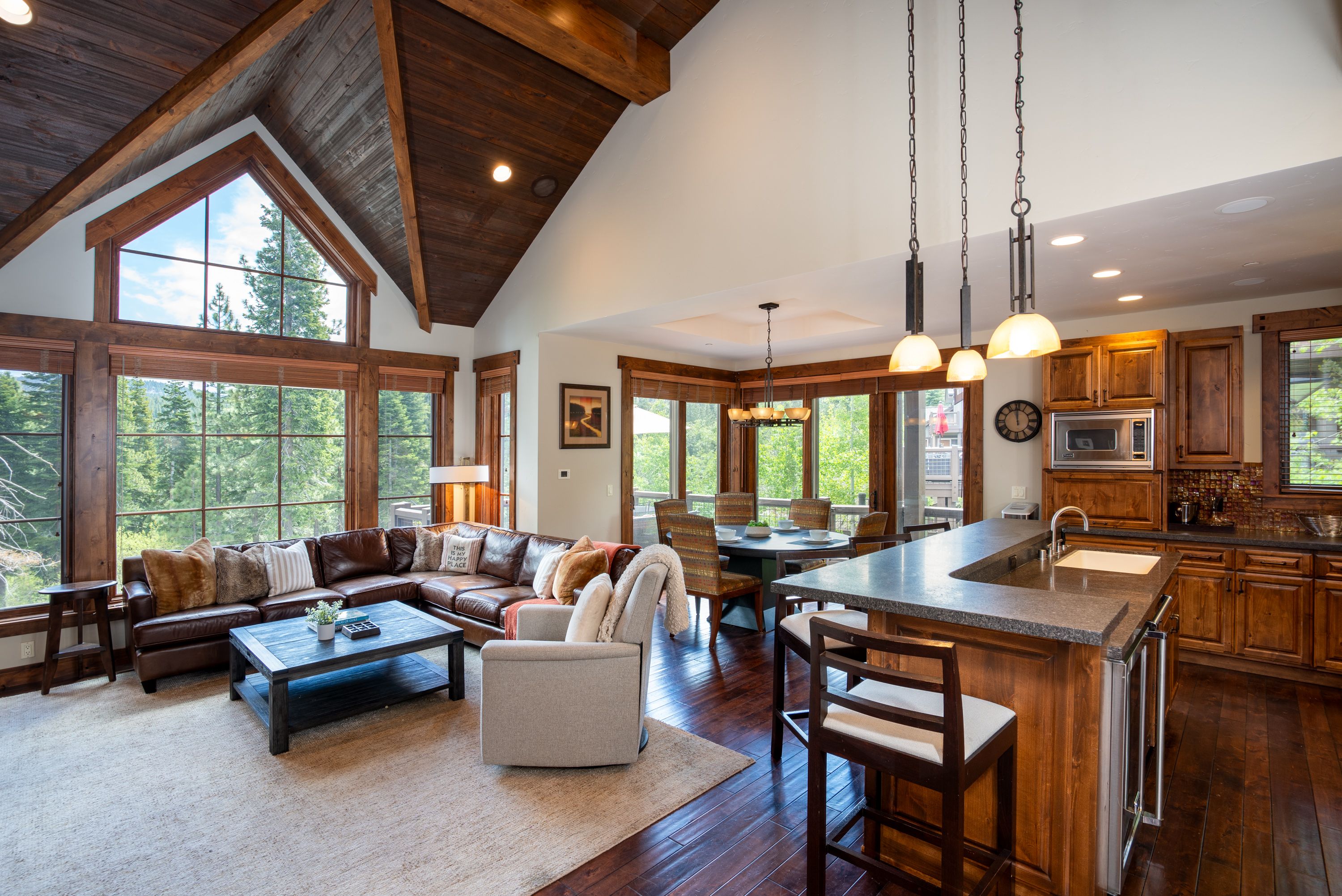 Village Walk Townhome 7407, Northstar Tahoe Exclusive Vacation Rentals