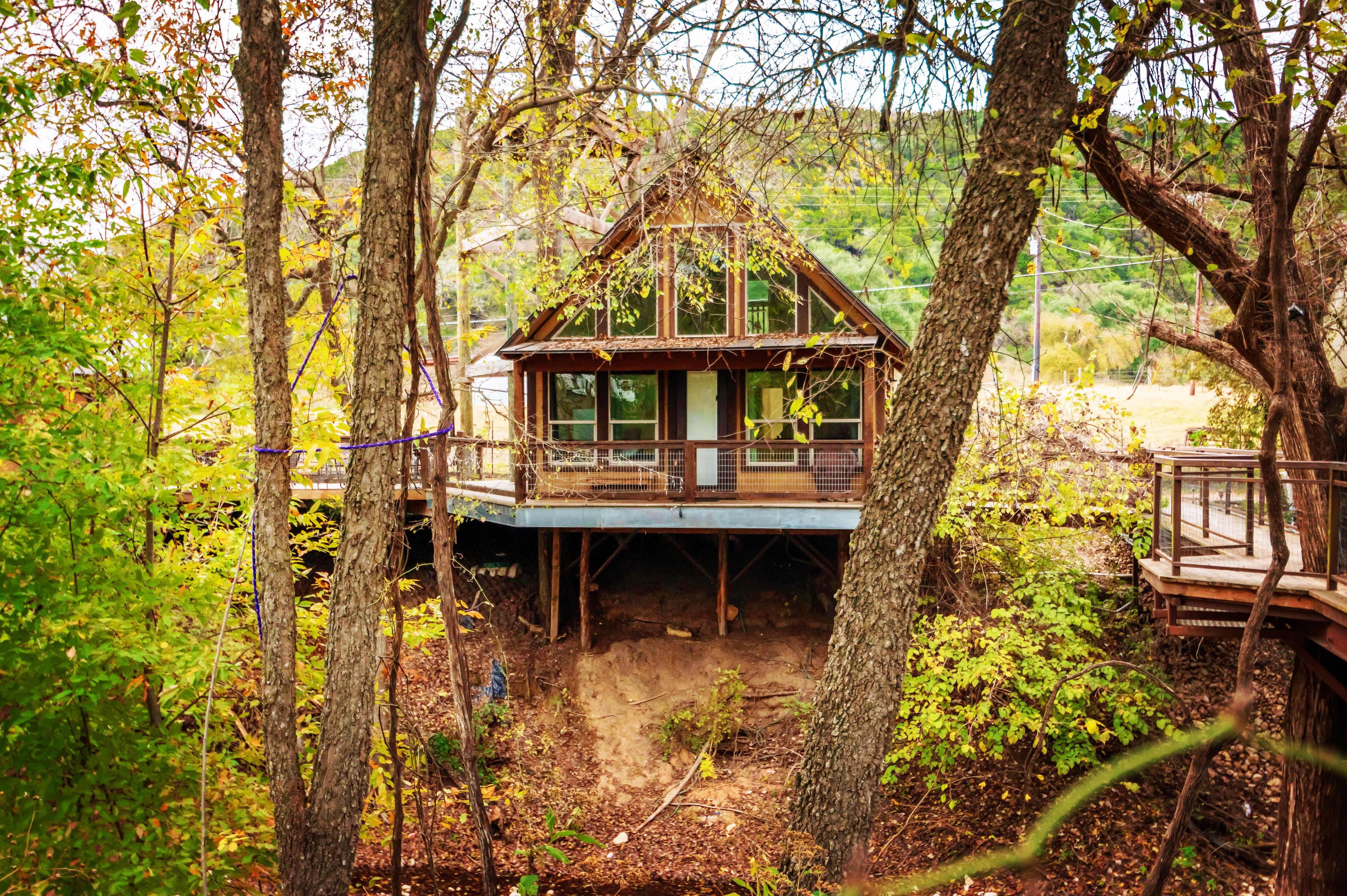 River Rd. Treehouses Whippoorwill Haus  Best Texas Travel