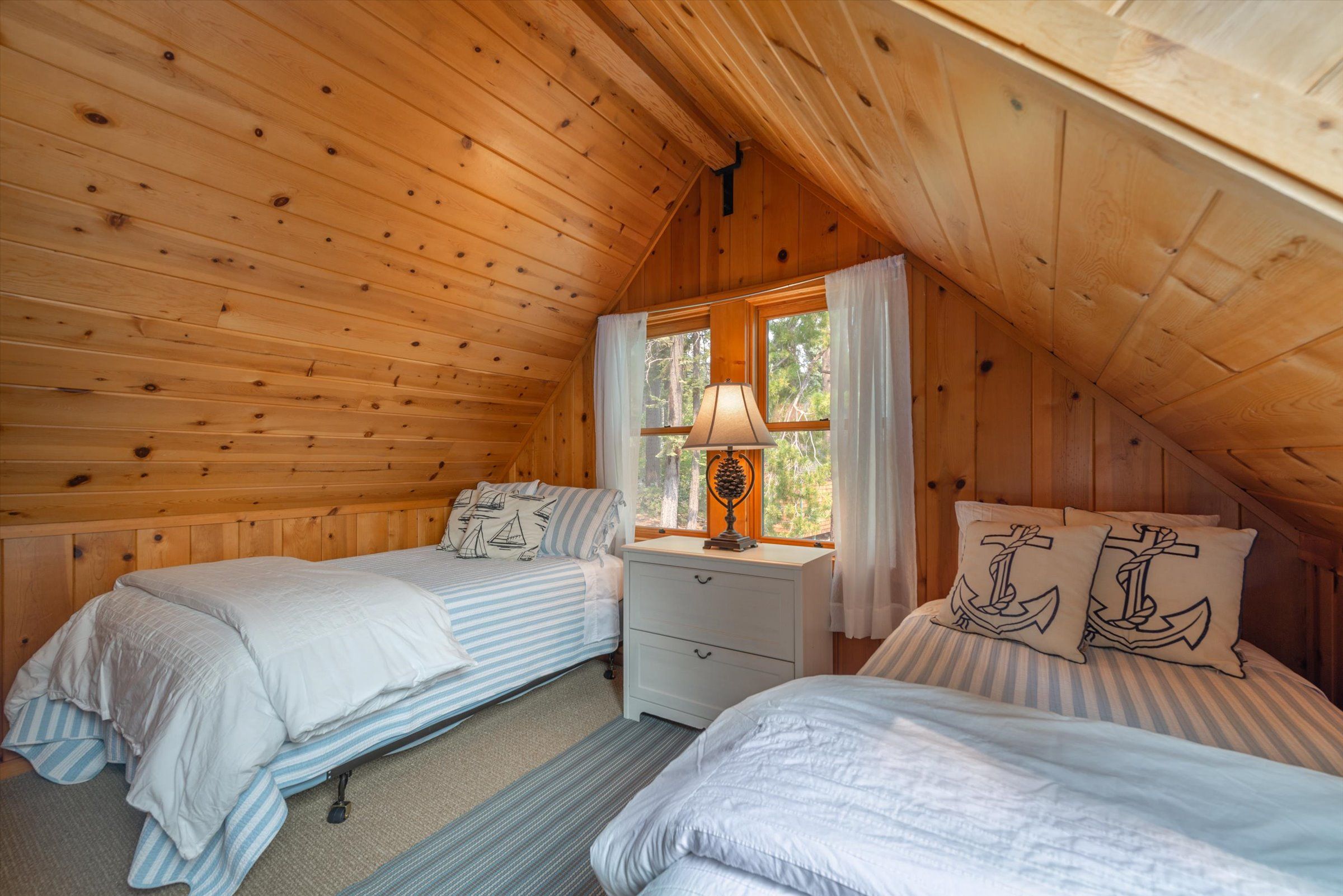 Runabout Lake House in Cedar Flat Tahoe Rental Company