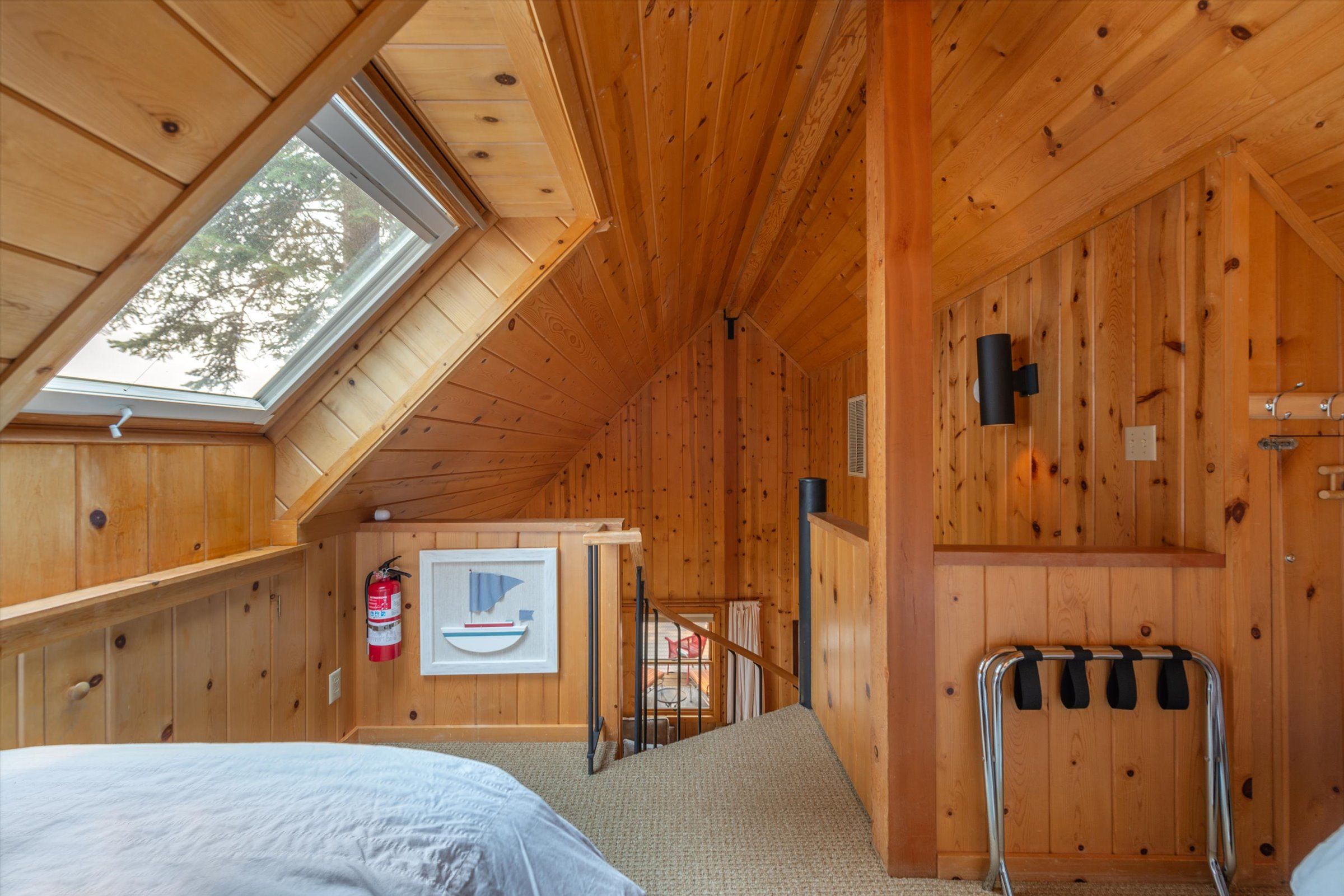 Runabout Lake House in Cedar Flat Tahoe Rental Company