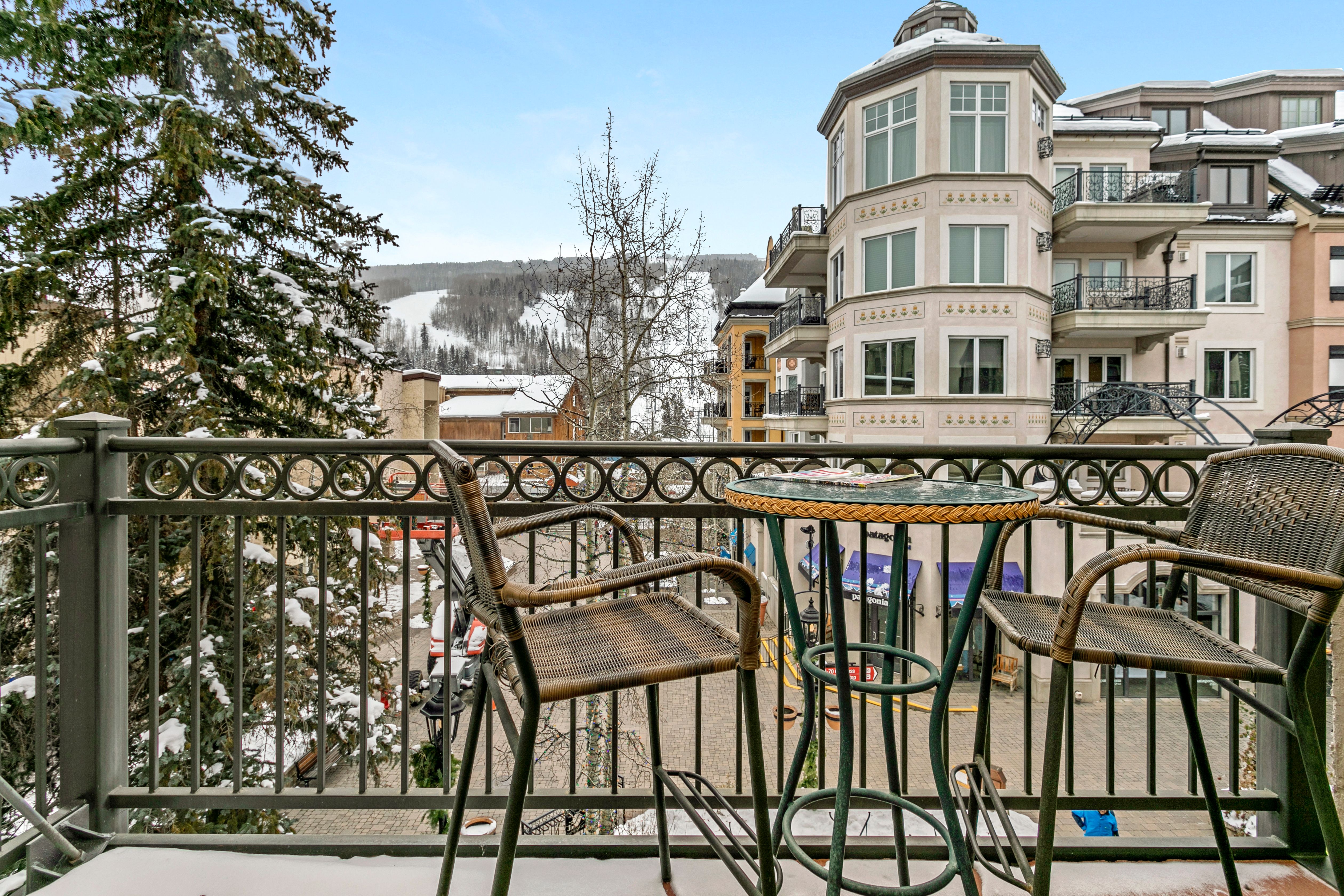 Lifthouse 314, Studio Condo in Vail Lionshead Village Vail Management