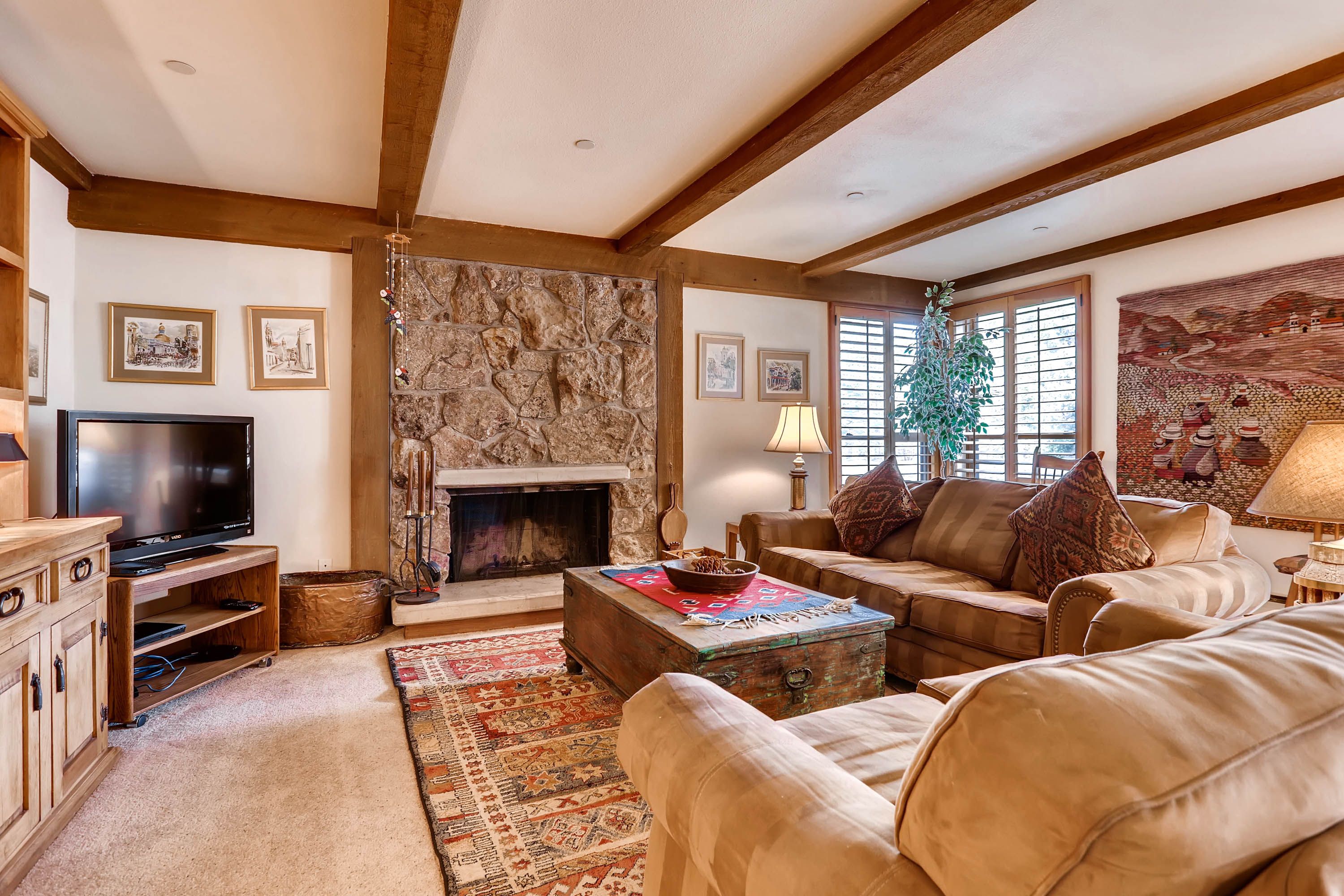 Northwoods A105, 2BD Condo Vail Management Company