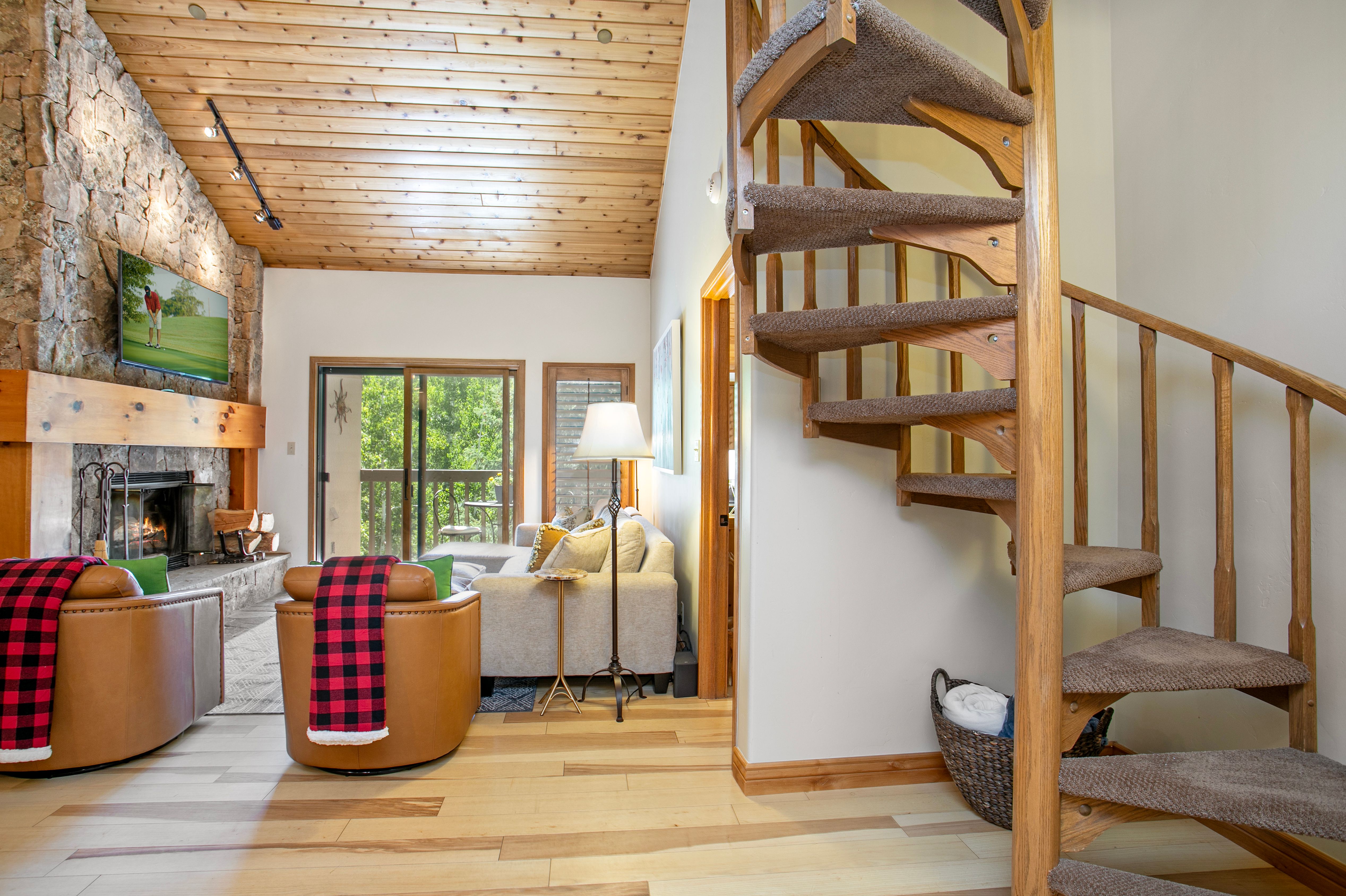 Townsend Place A305, 2BD, 2BA Condo Vail Management Company