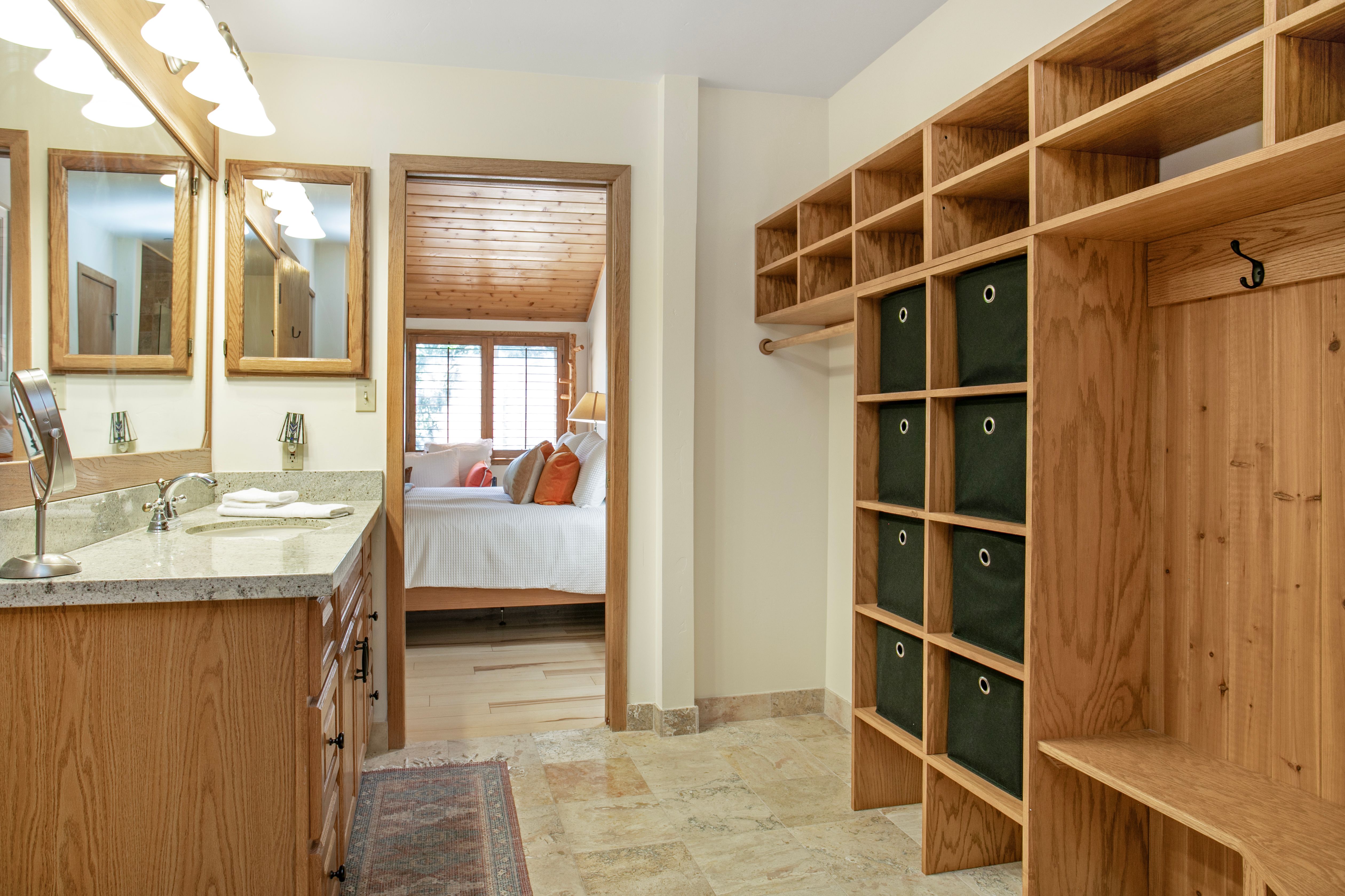 Townsend Place A305, 2BD, 2BA Condo Vail Management Company