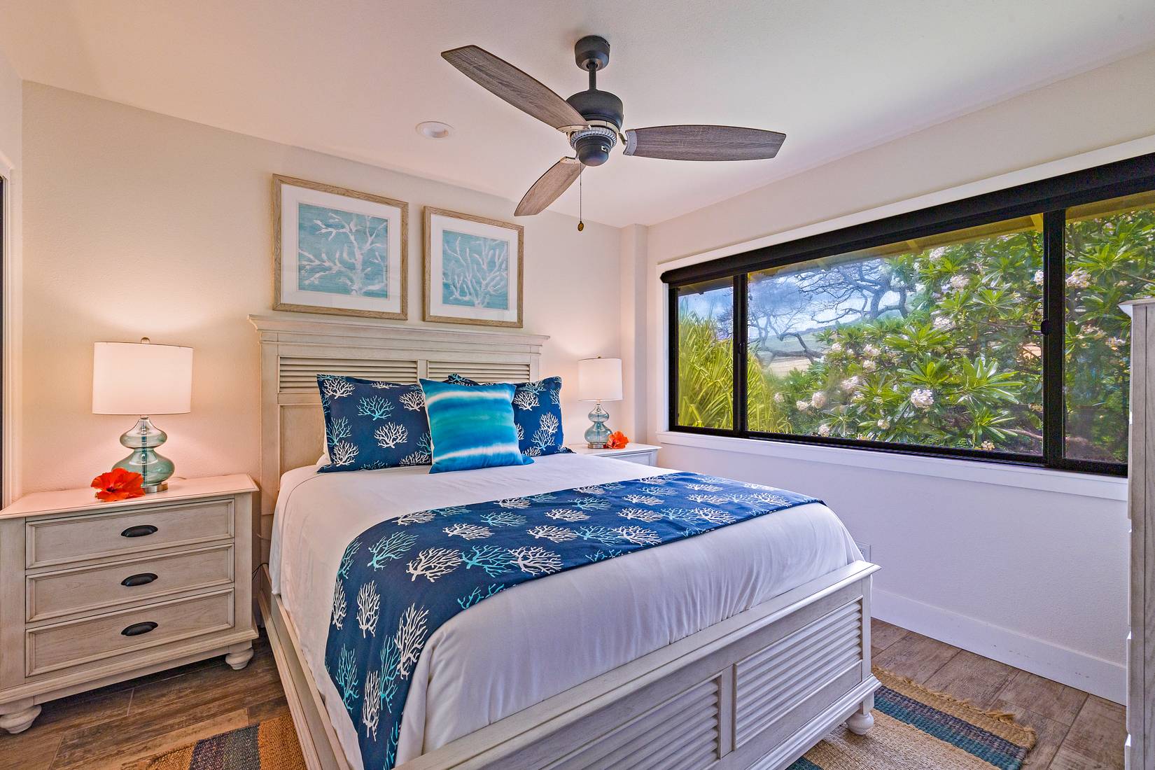 upstairs queen bedroom view