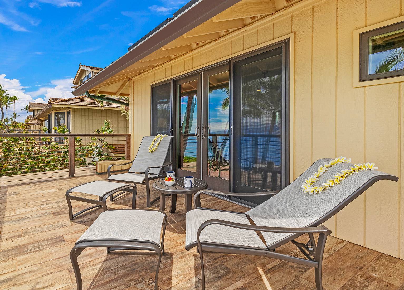 upstairs master bedroom lanai view