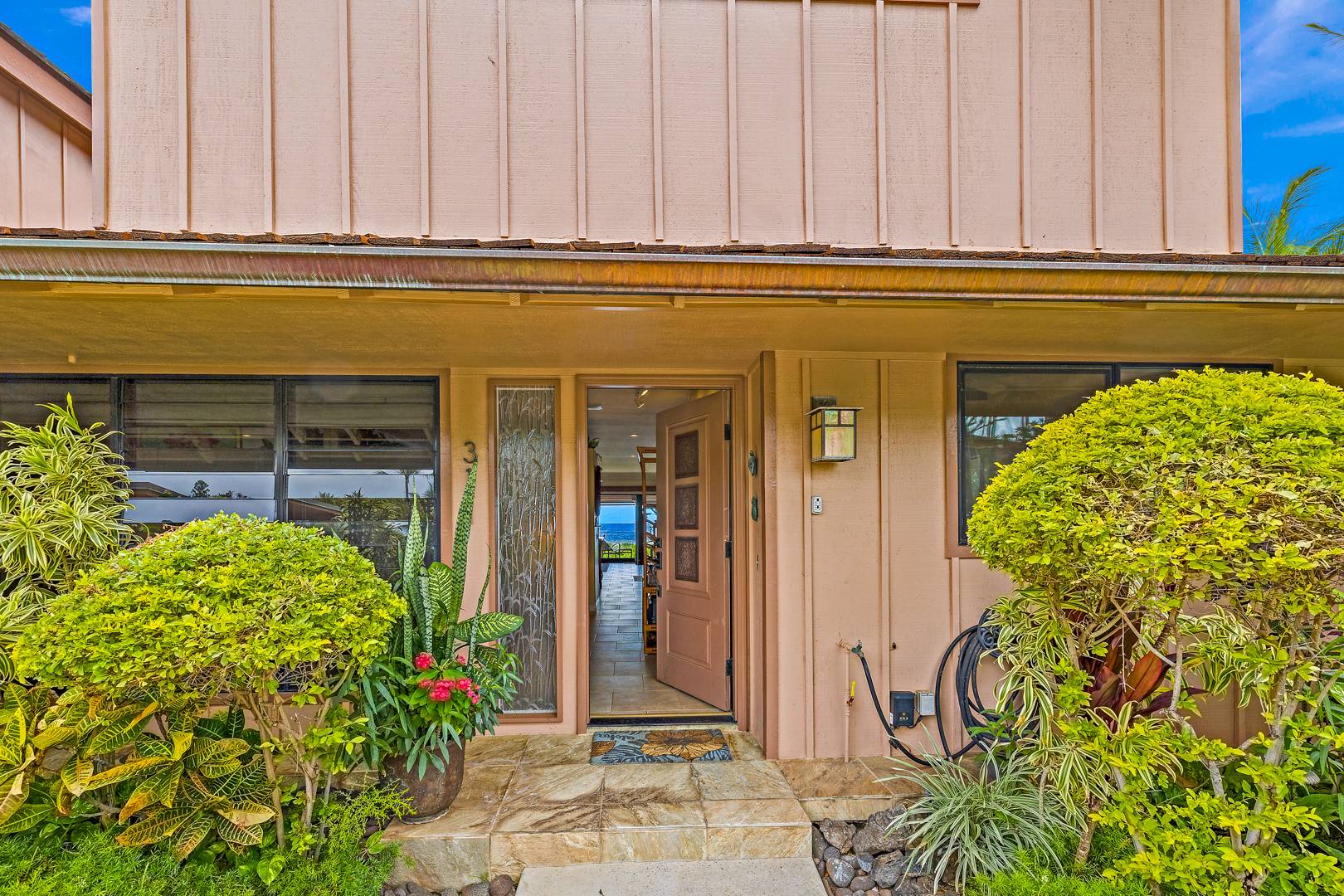 front entry view