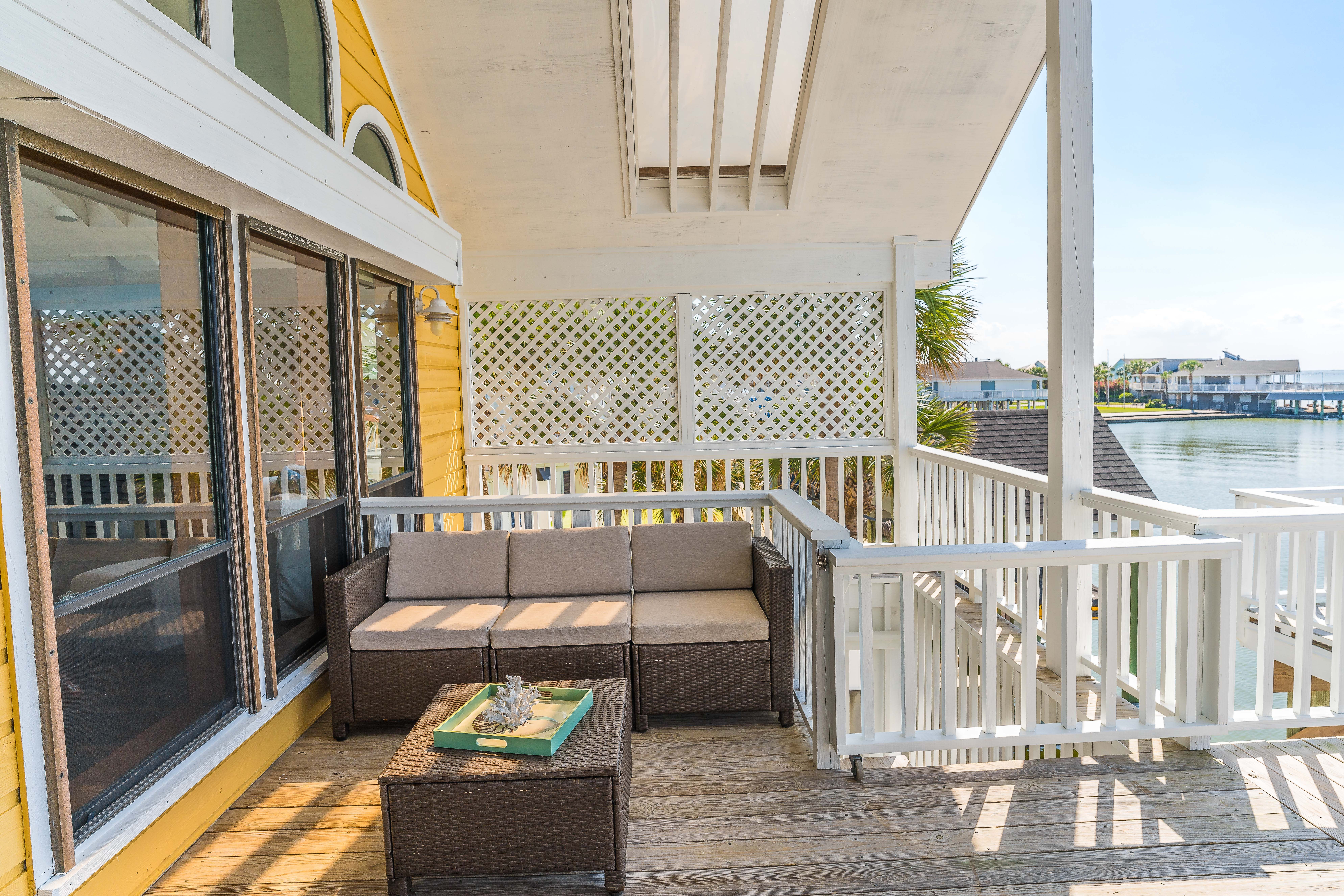 BAYFRONT RETREAT Galveston Island Resort Rentals