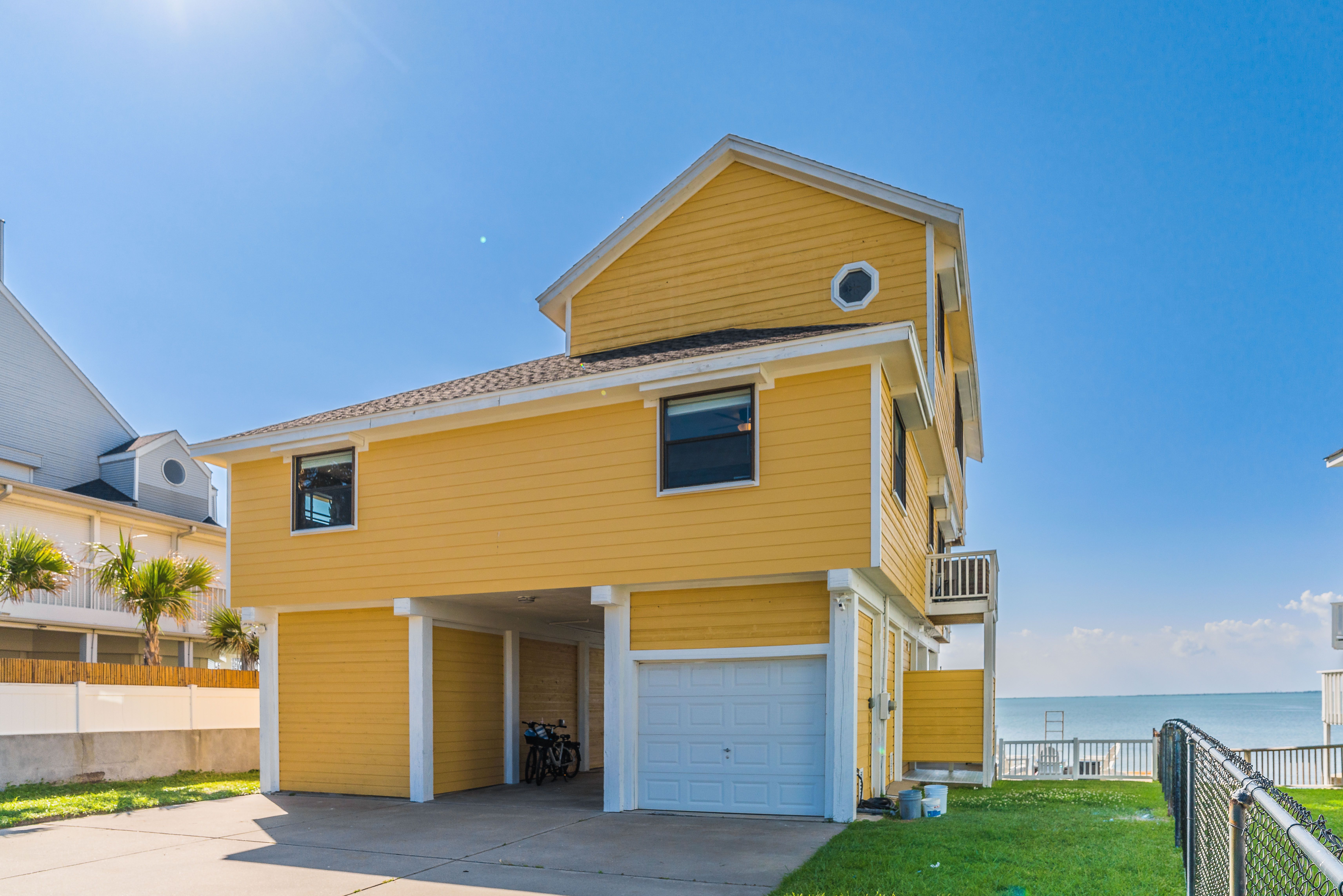 BAYFRONT RETREAT Galveston Island Resort Rentals