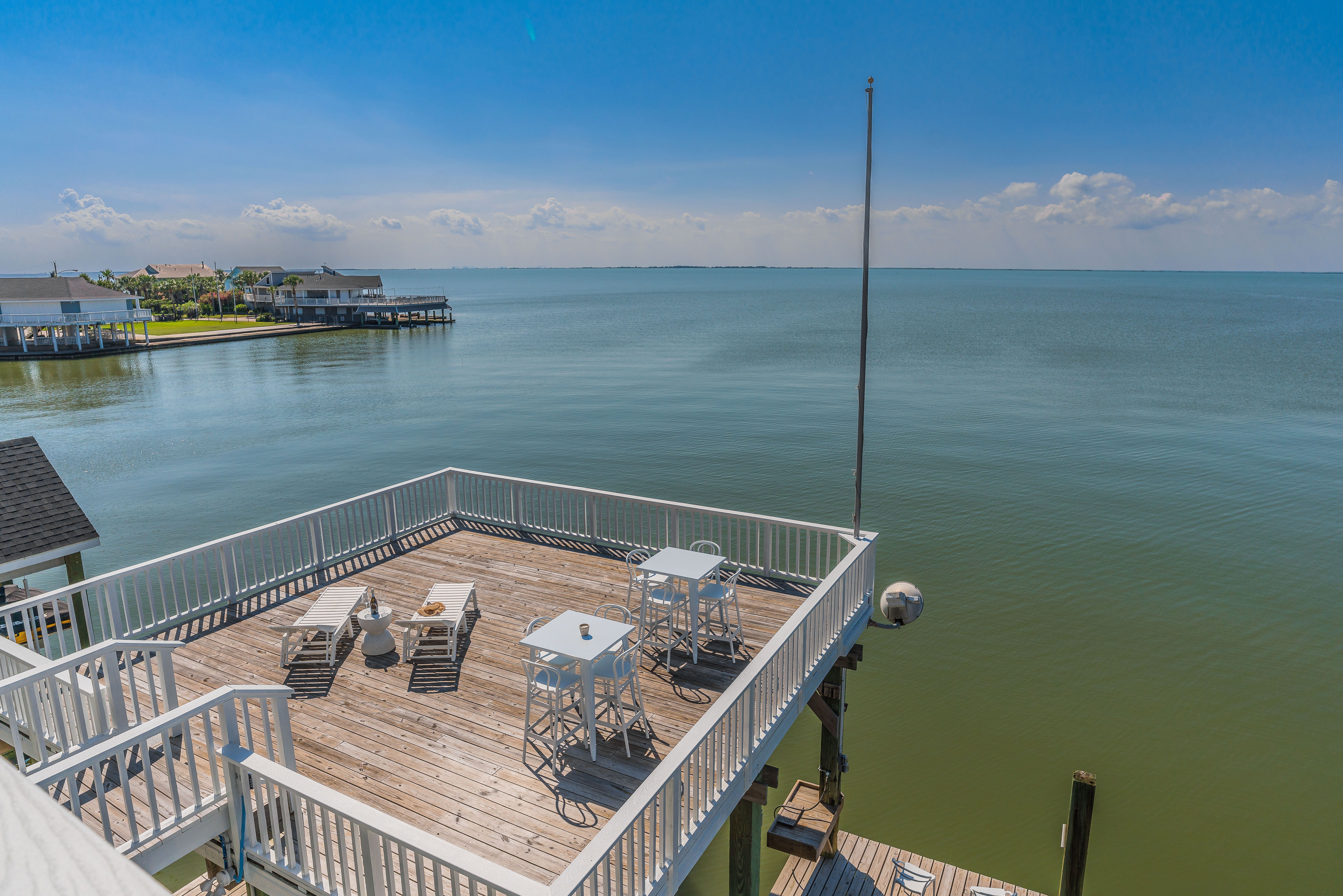 BAYFRONT RETREAT Galveston Island Resort Rentals