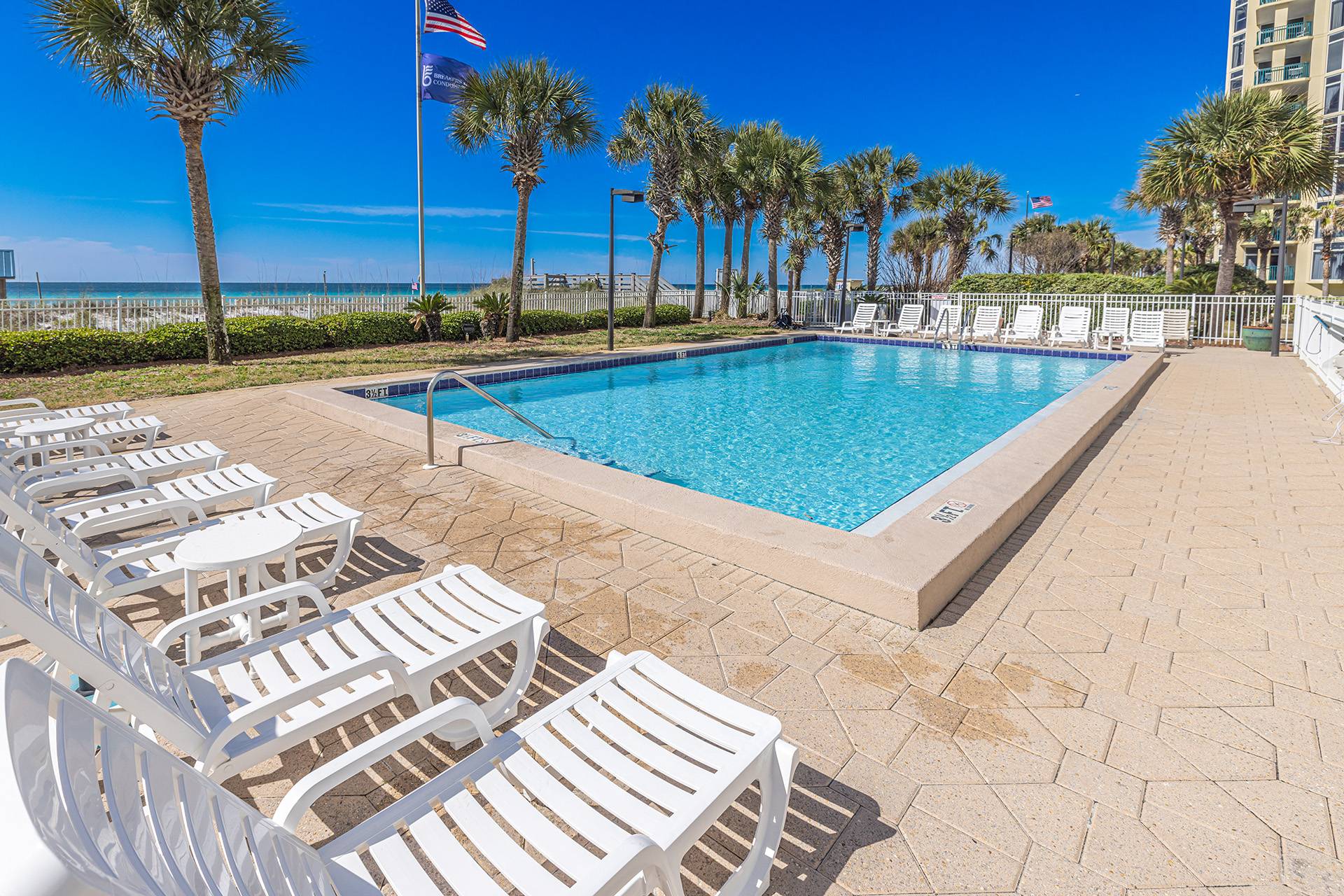 Breakers East 1204 Your Assistant at the Beach