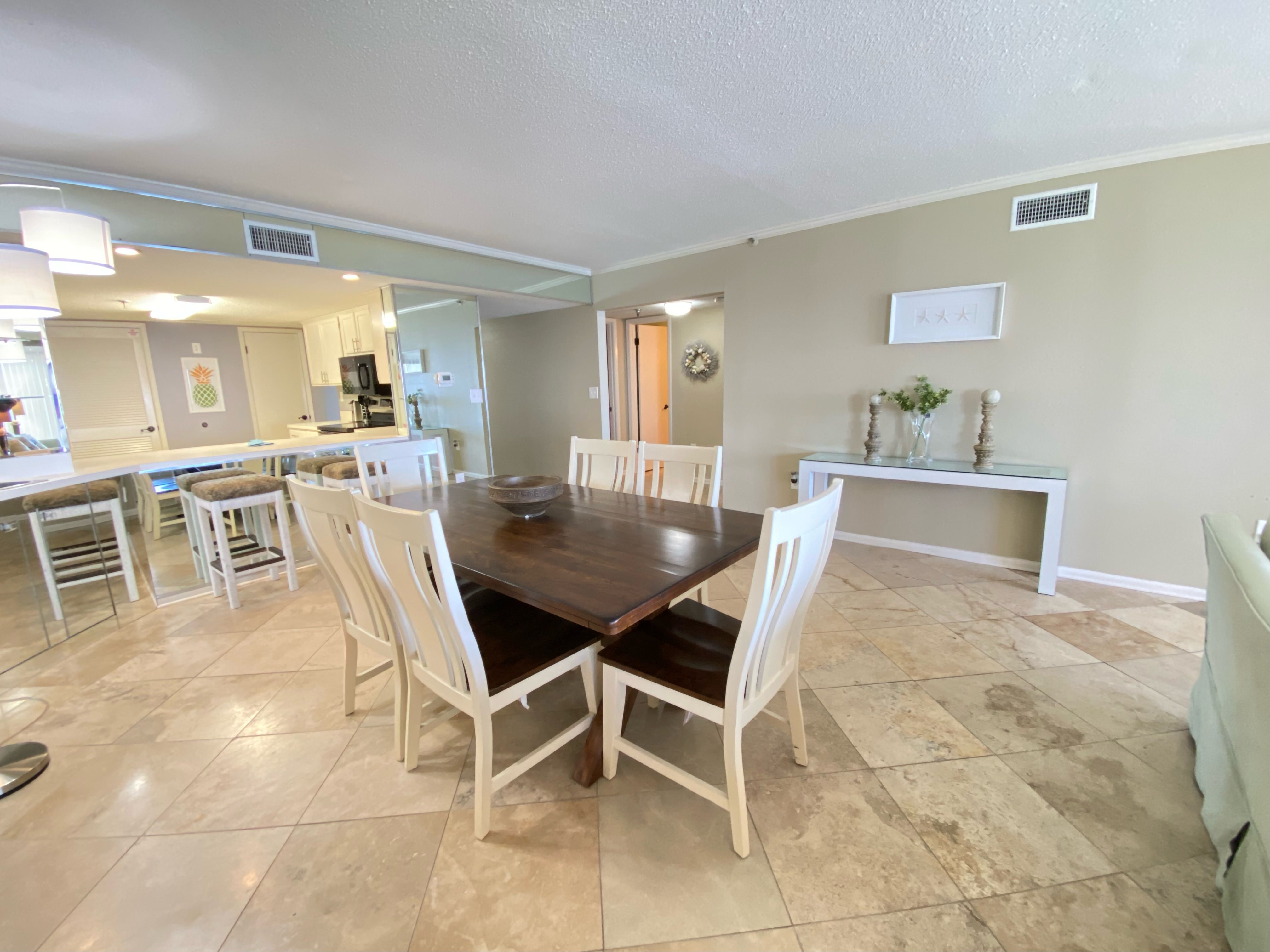 Breakers East 1204 Your Assistant at the Beach