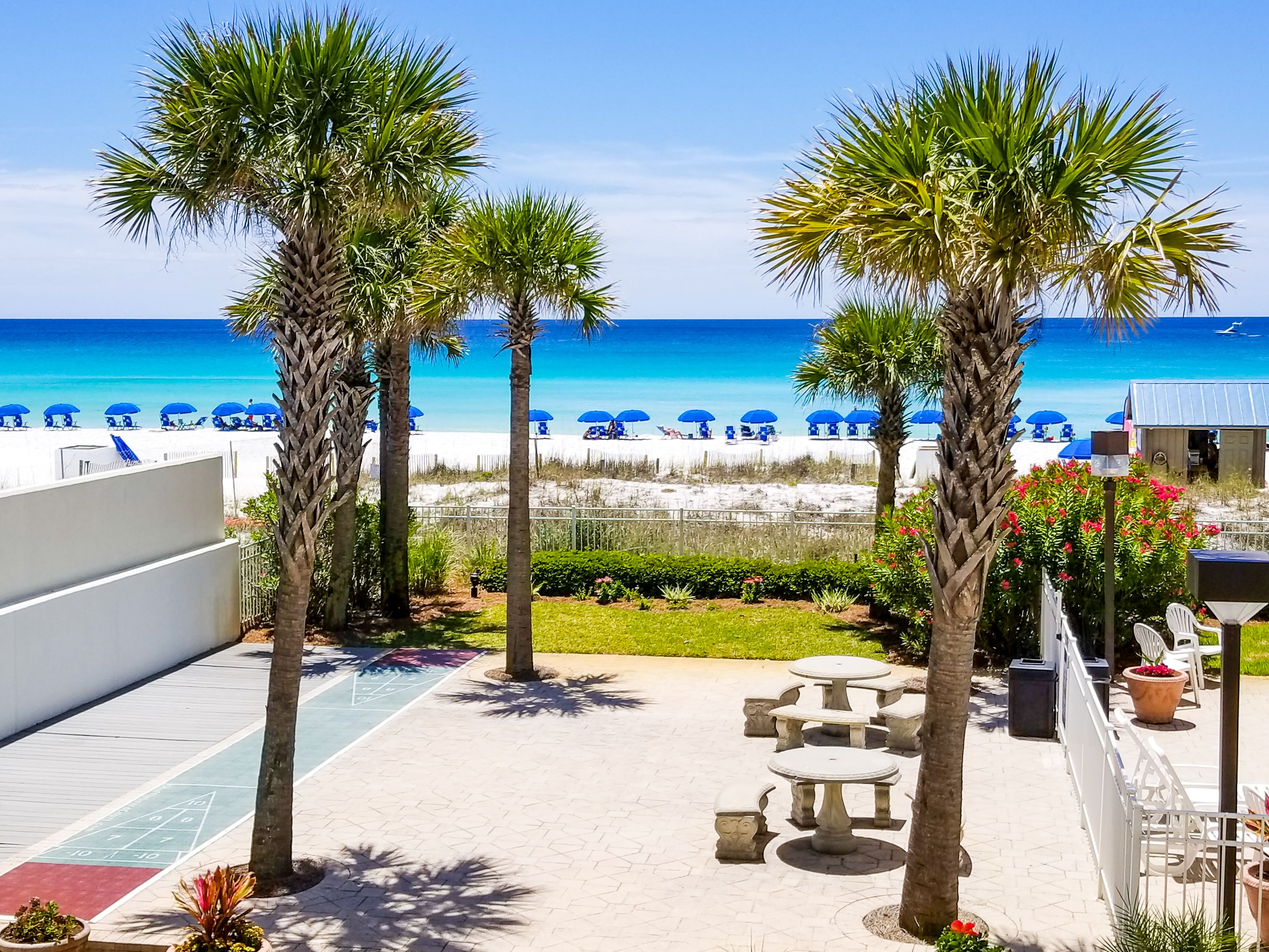 Breakers East 1204 Your Assistant at the Beach