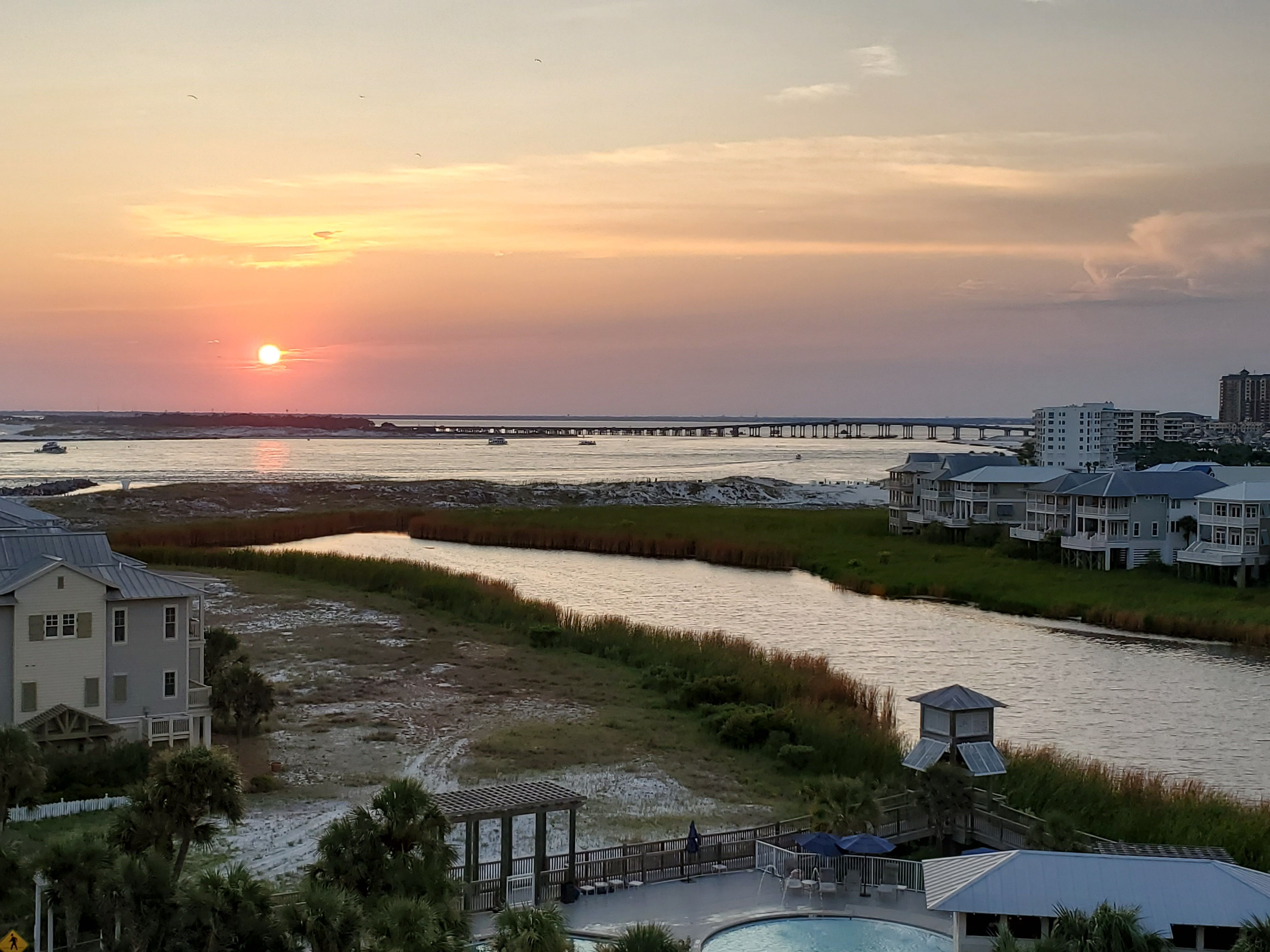 Jetty East 608A Your Assistant at the Beach