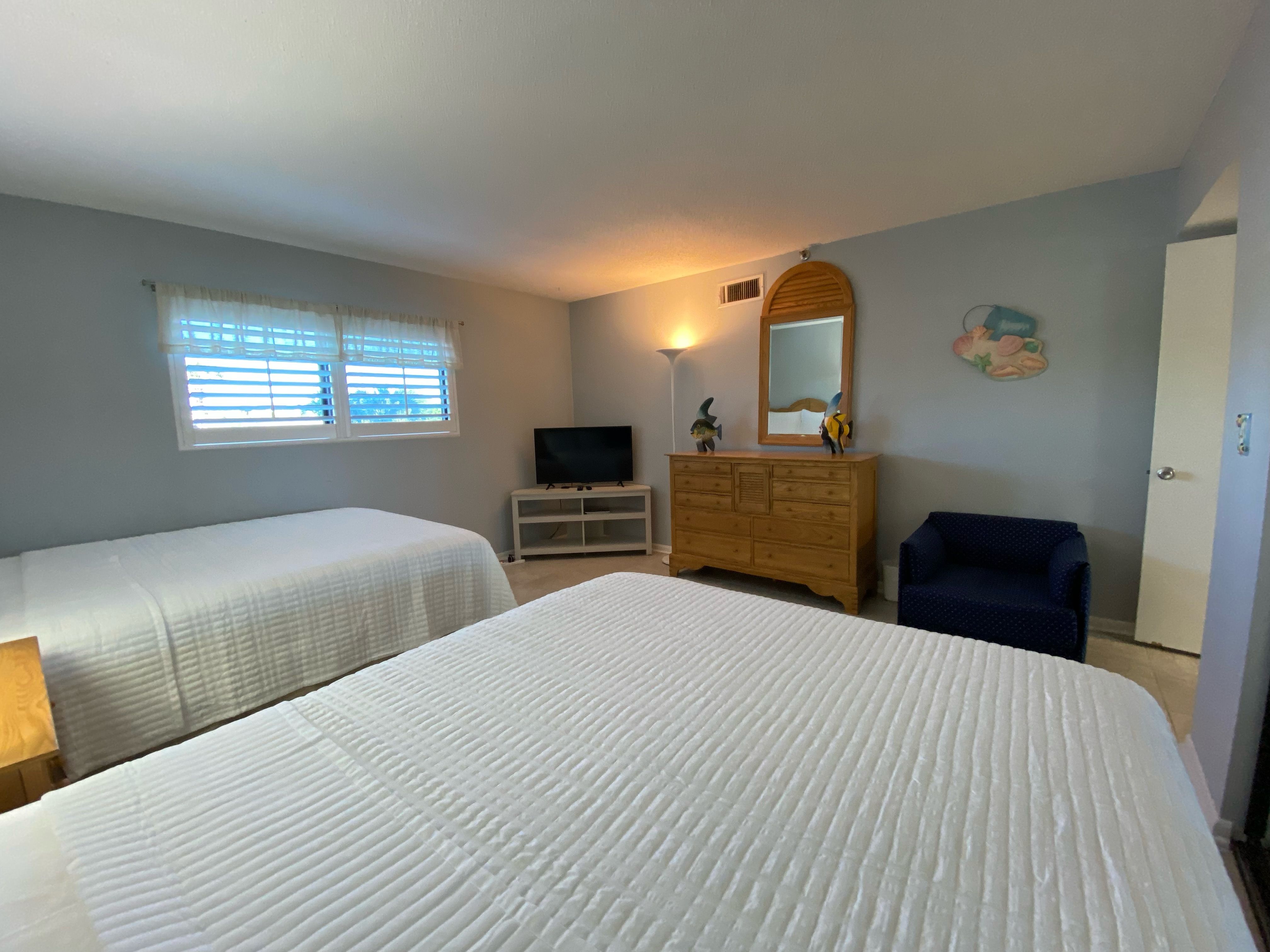 Breakers East 103 Your Assistant at the Beach