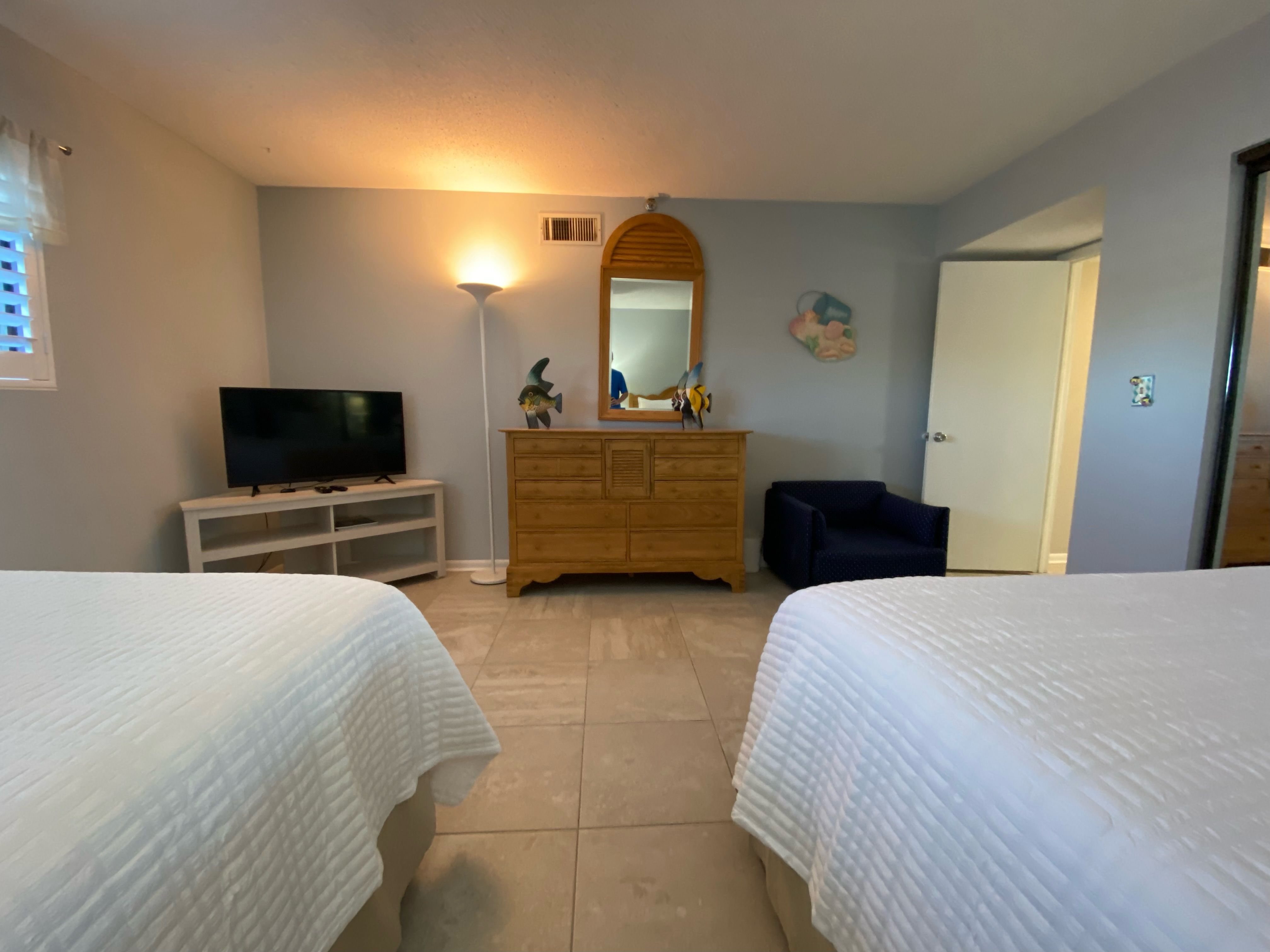 Breakers East 103 Your Assistant at the Beach