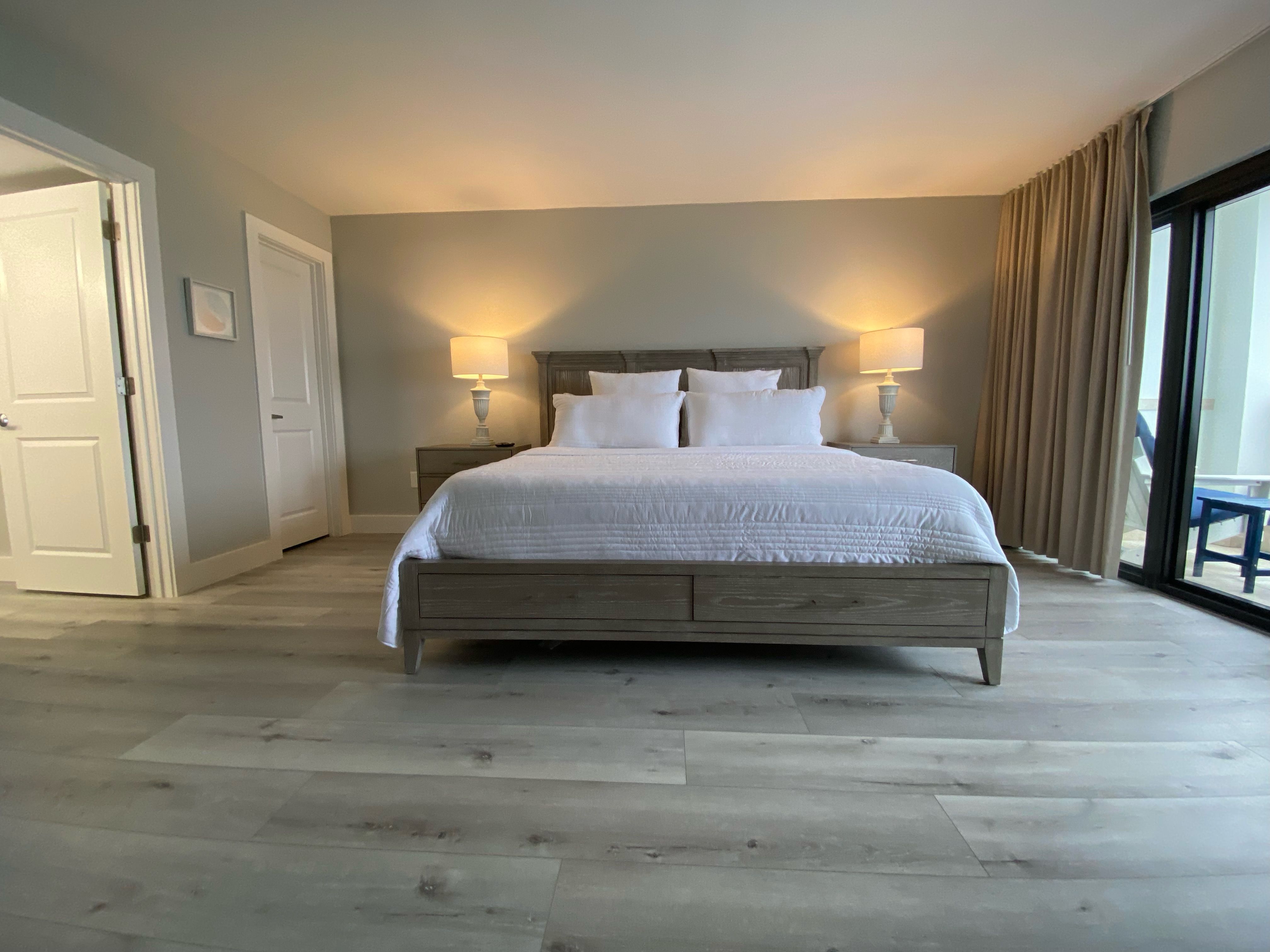 Breakers East 904 Your Assistant at the Beach