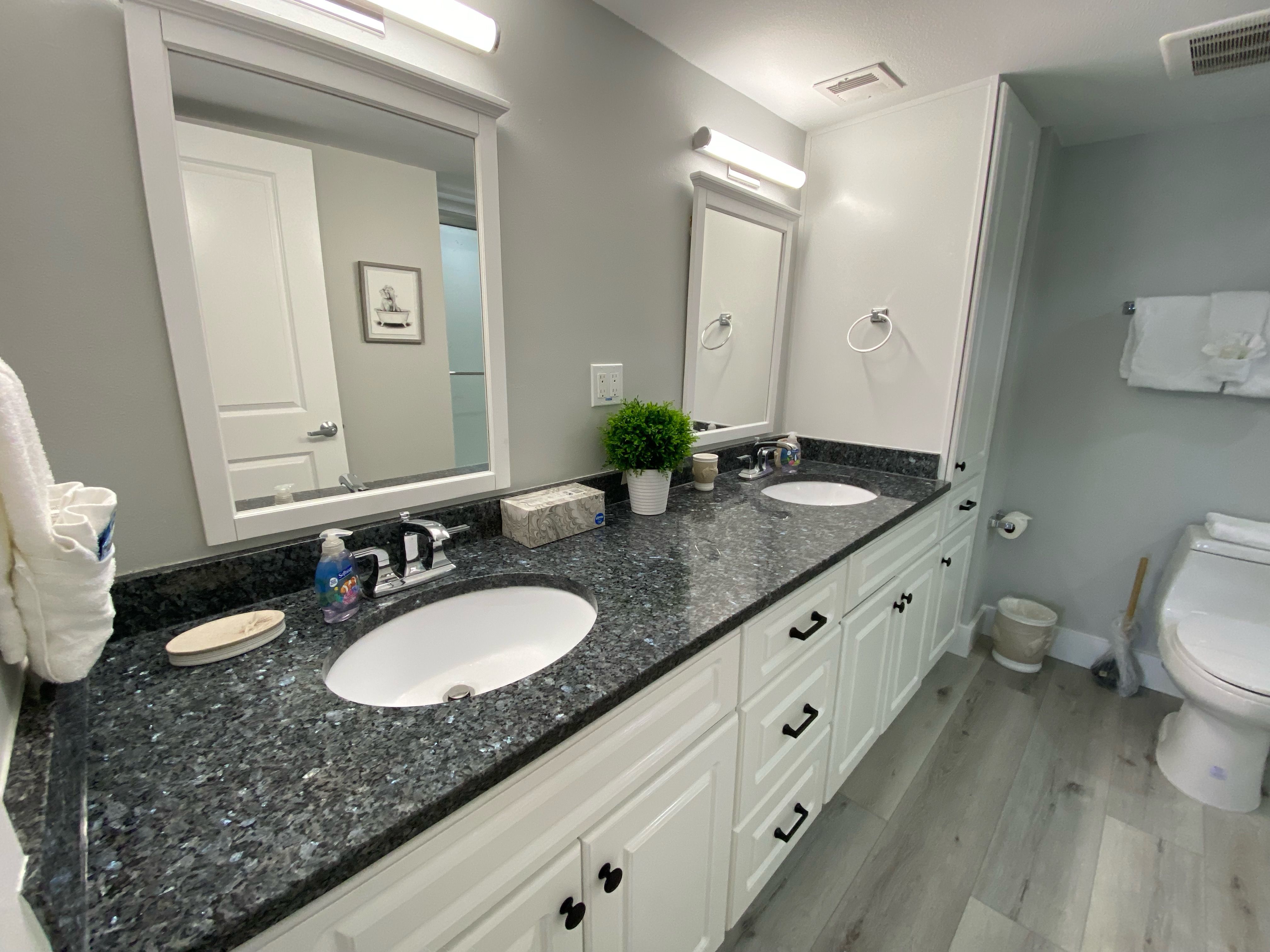 Breakers East 904 Your Assistant at the Beach