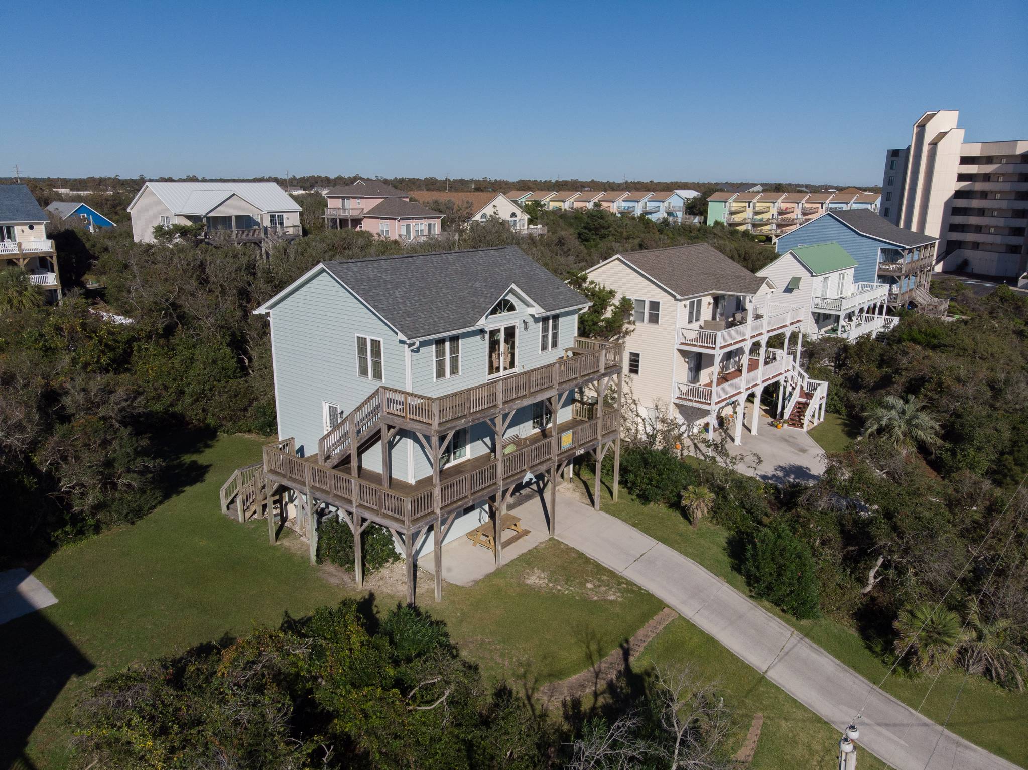 Dolphin Lookout Crystal Coast Beach Property Rental