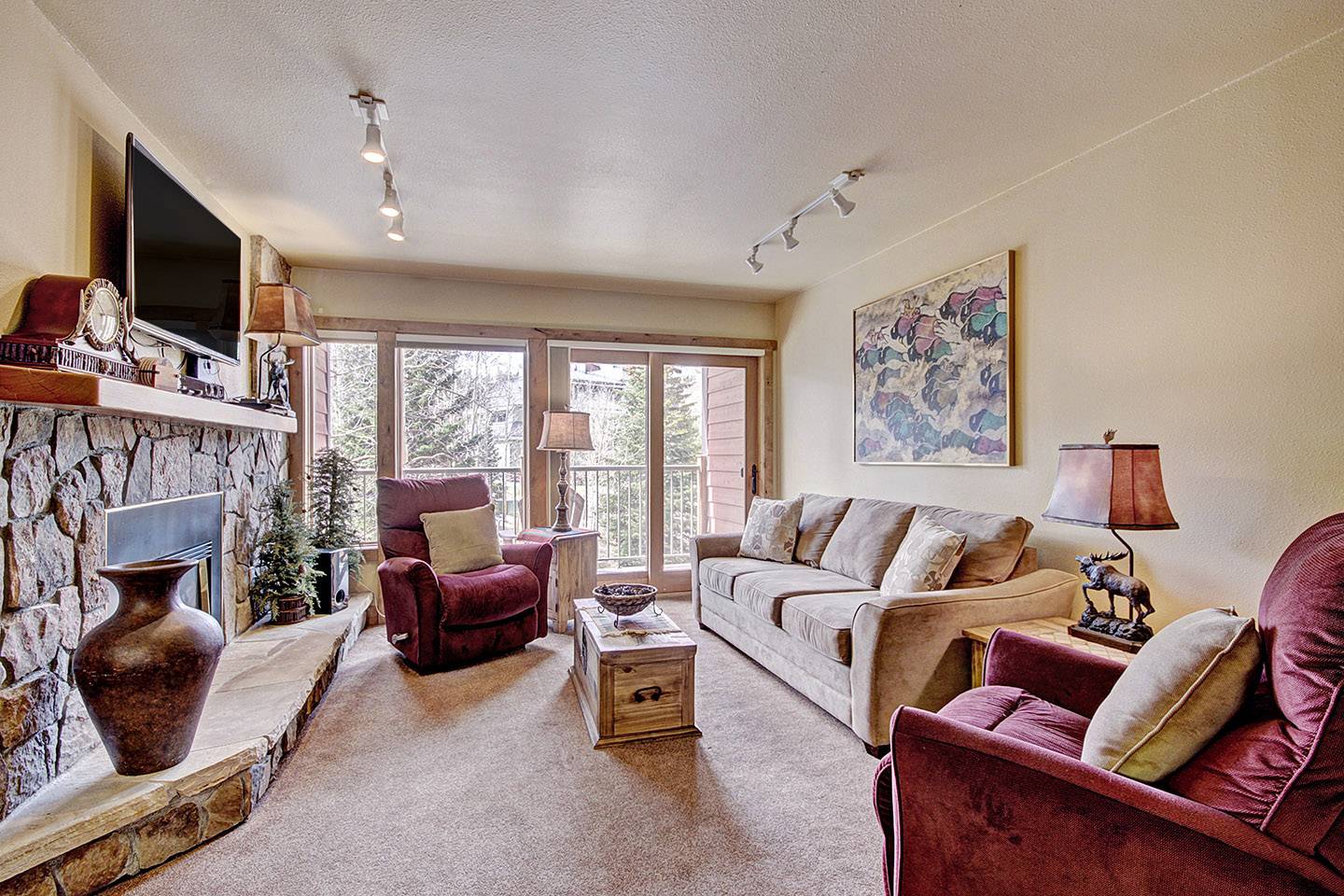 Sawmill Creek Condo 211 Great Western Lodging