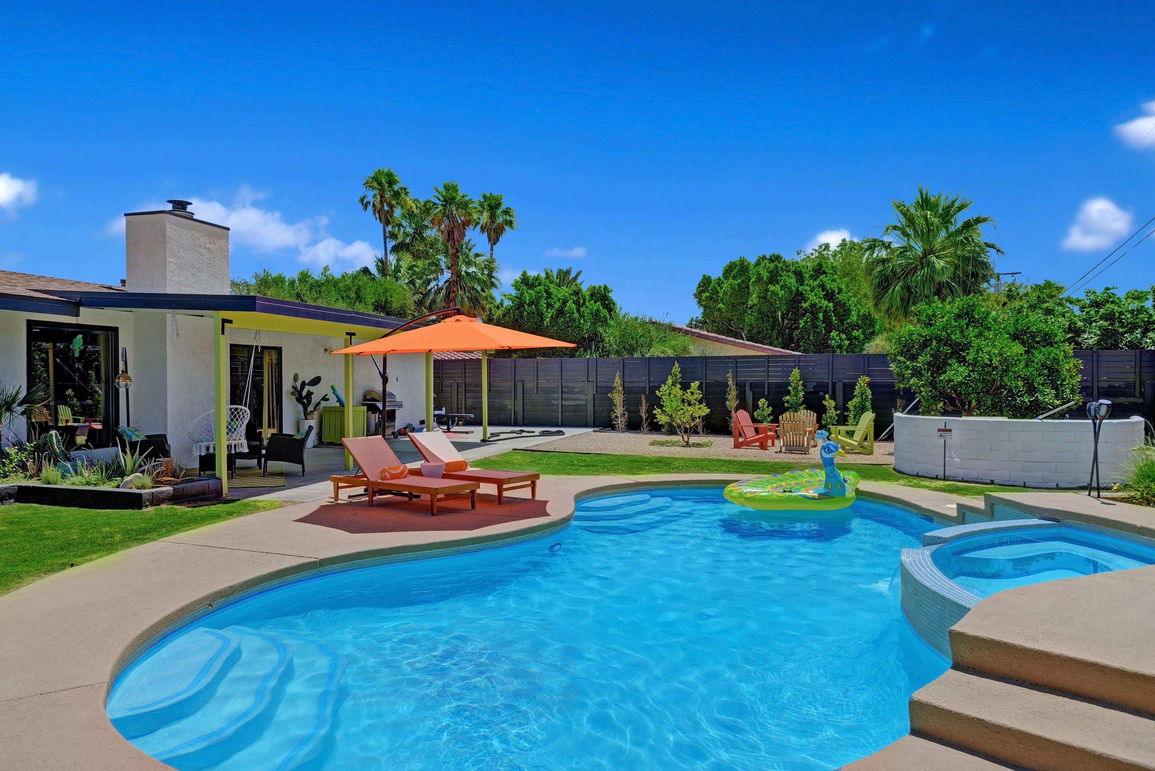 Vacation Rentals In Palm Springs | Oranj Palm Vacation Homes