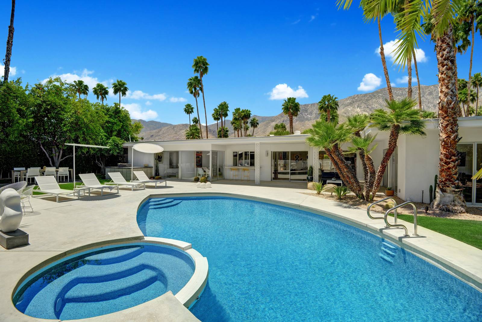 Palm Springs Oranj Palm Vacation Homes