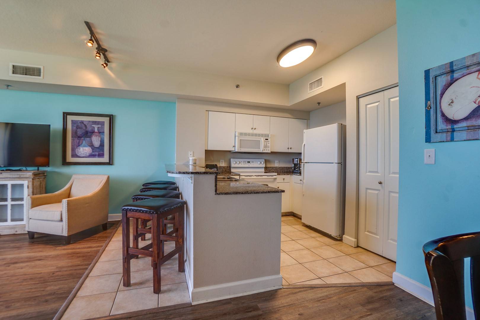 Shores of Panama 1402 Panhandle Getaways