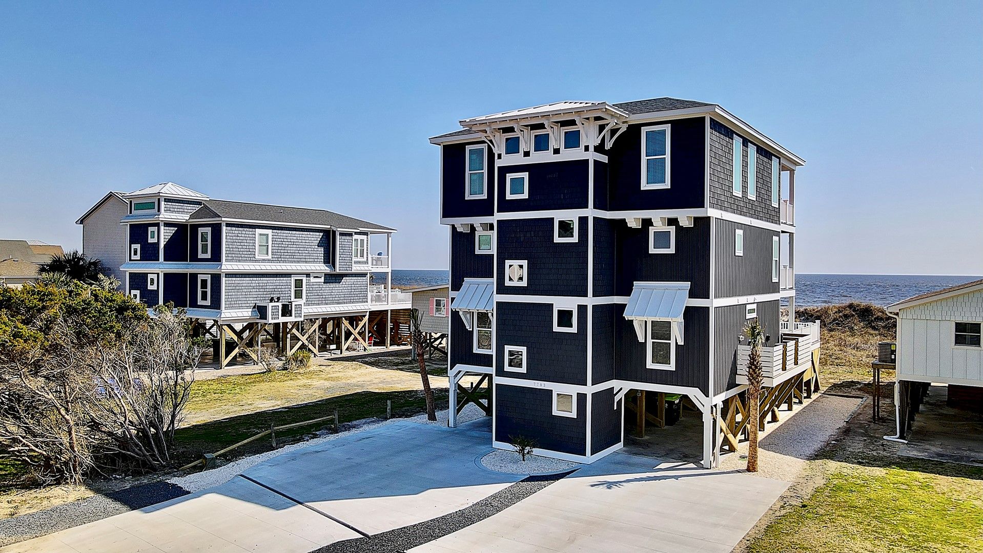 Suite Southern Charm Ocean Front Vacation Rental