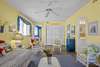 1st floor
Family room with twin day beds