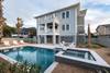 Private Pool and heatable hot tub