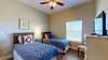 Bedroom 5 with 2 Twin beds