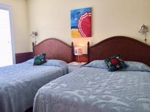 Bedroom 4 Middle - 2 Queens Bedroom 4 Middle - 2 Queens