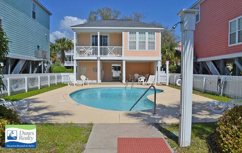 Complex Pool Approx 30ft x 16ft Complex Pool Approx 30ft x 16ft