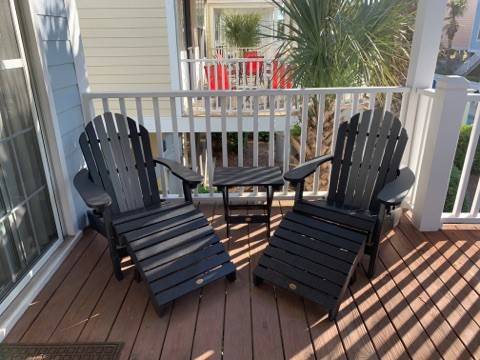 Sit & Relax on Covered Porch Sit & Relax on Covered Porch