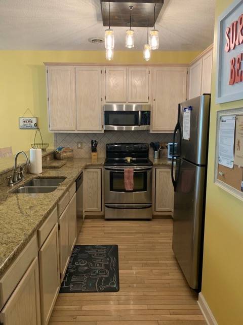 Fully Equipped Kitchen Fully Equipped Kitchen