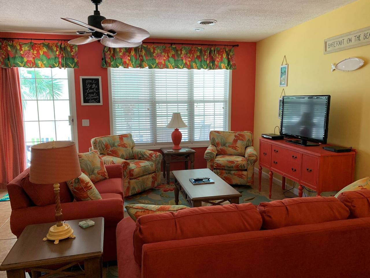 Plenty of Seating Plenty of Seating