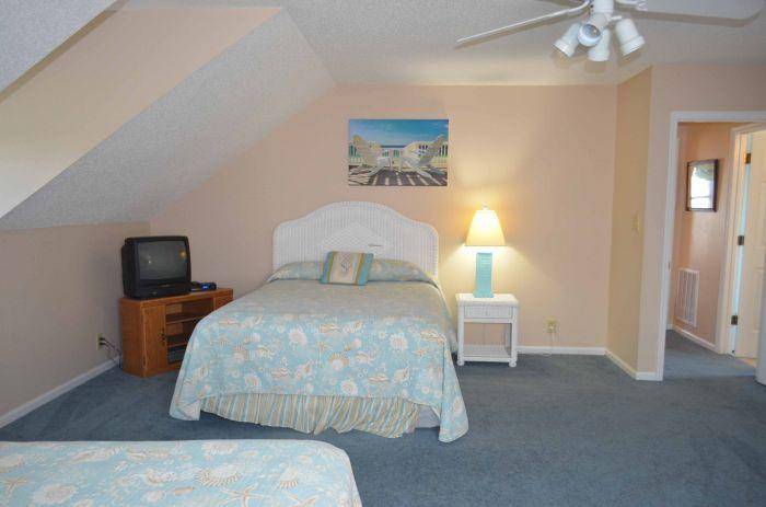 Bedroom 3 up Bedroom 3 up