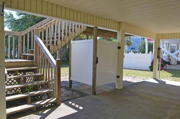 Outside Shower with Hot & Cold Water Outside Shower with Hot & Cold Water