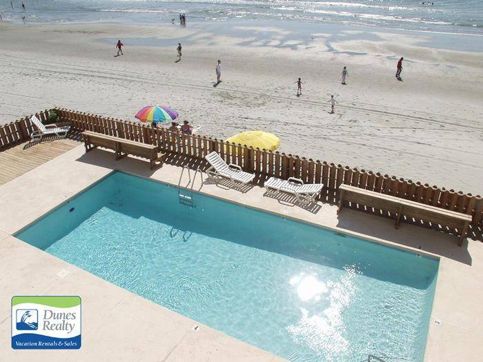 Oceanfront Pool - Open Easter/April 1 to October 31 Oceanfront Pool - Open Easter/April 1 to October 31