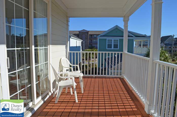 Covered Upstairs Porch Street Side Covered Upstairs Porch Street Side