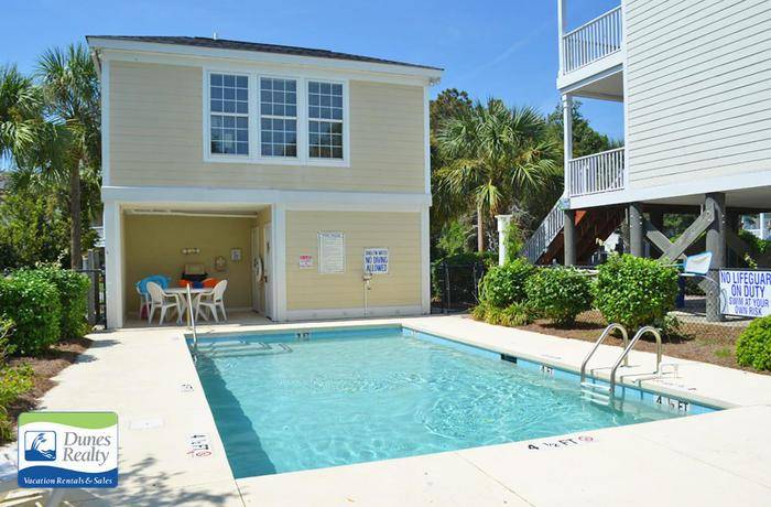 Community Pool Community Pool