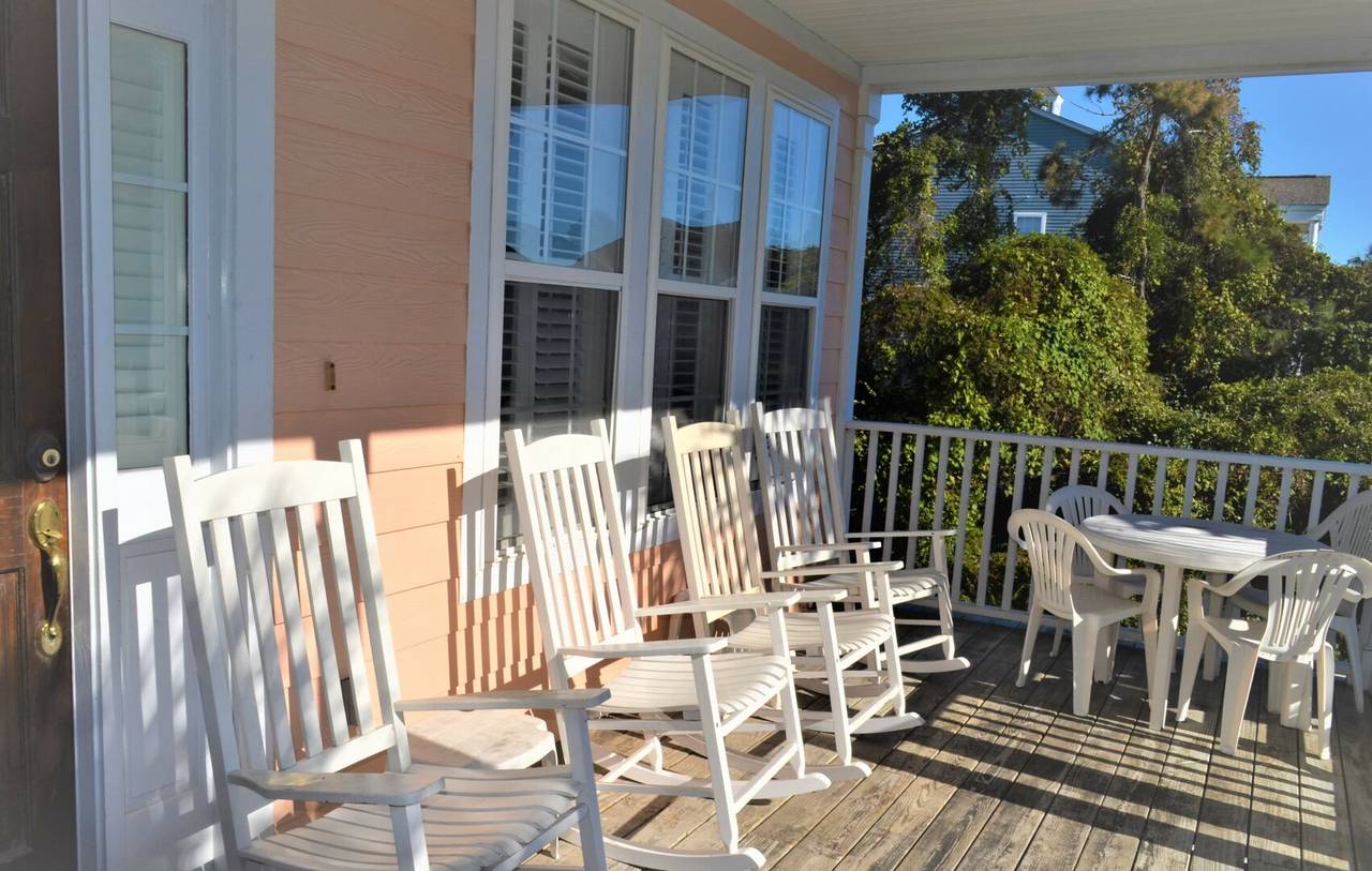 Relax on the Front Porch! Relax on the Front Porch!