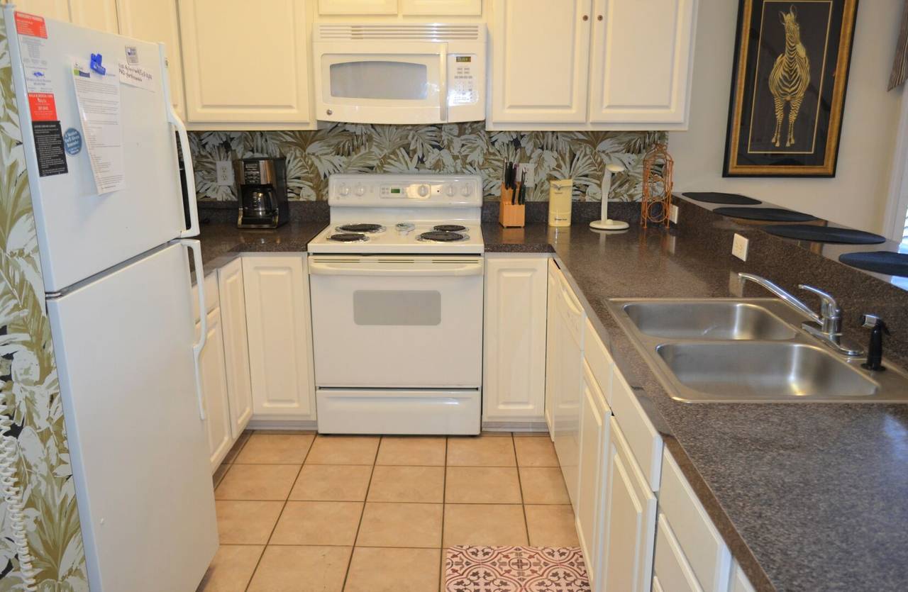 Fully Equipped Kitchen Fully Equipped Kitchen